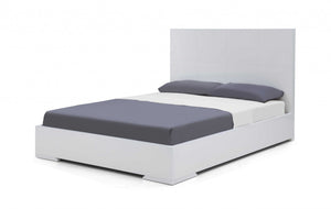 63" X 84" X 48" Gray Queen Bed