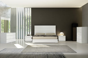 60" X 80" X 54" White Stainless Steel Queen Bed