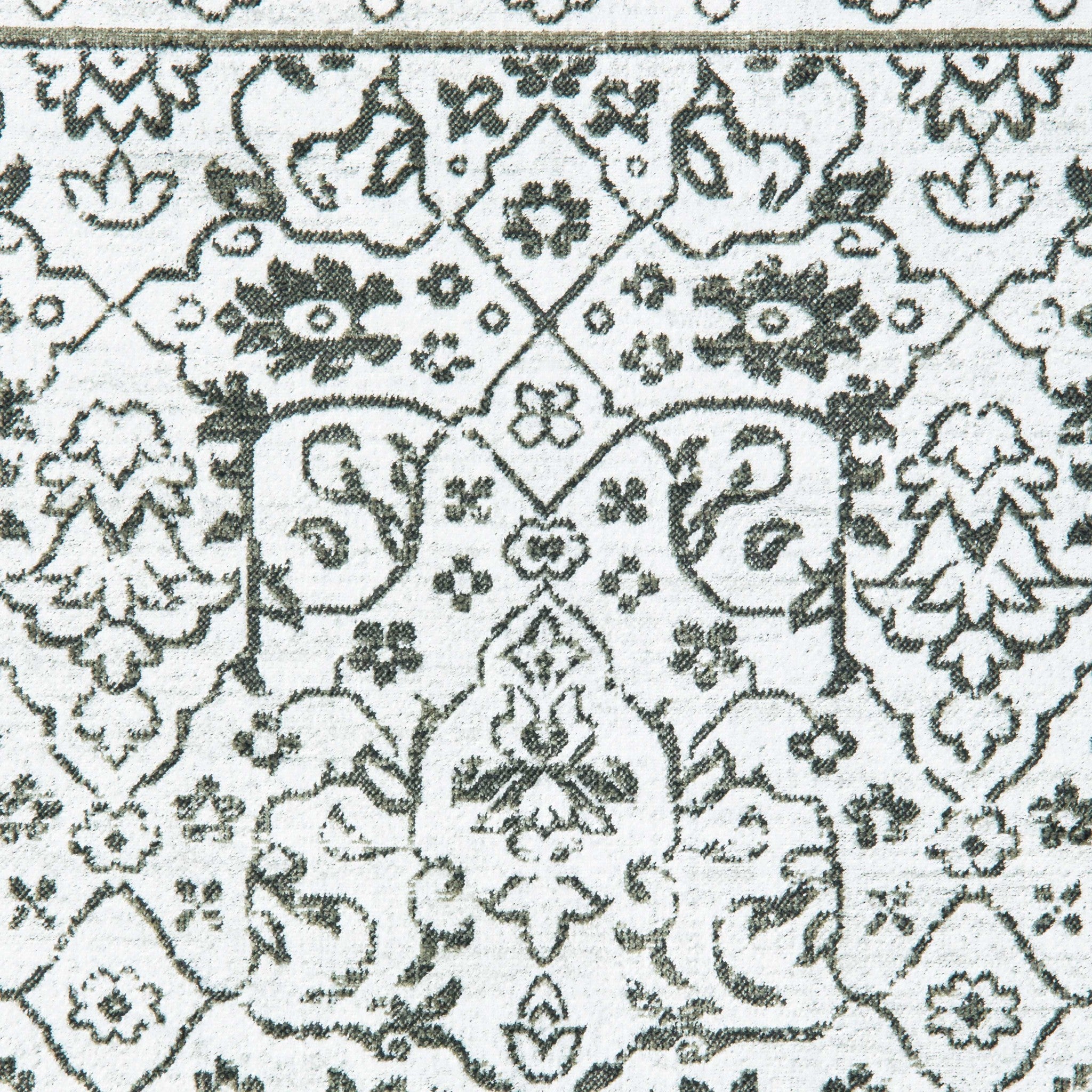 120" x 168" Smoke Viscose Oversize Rug