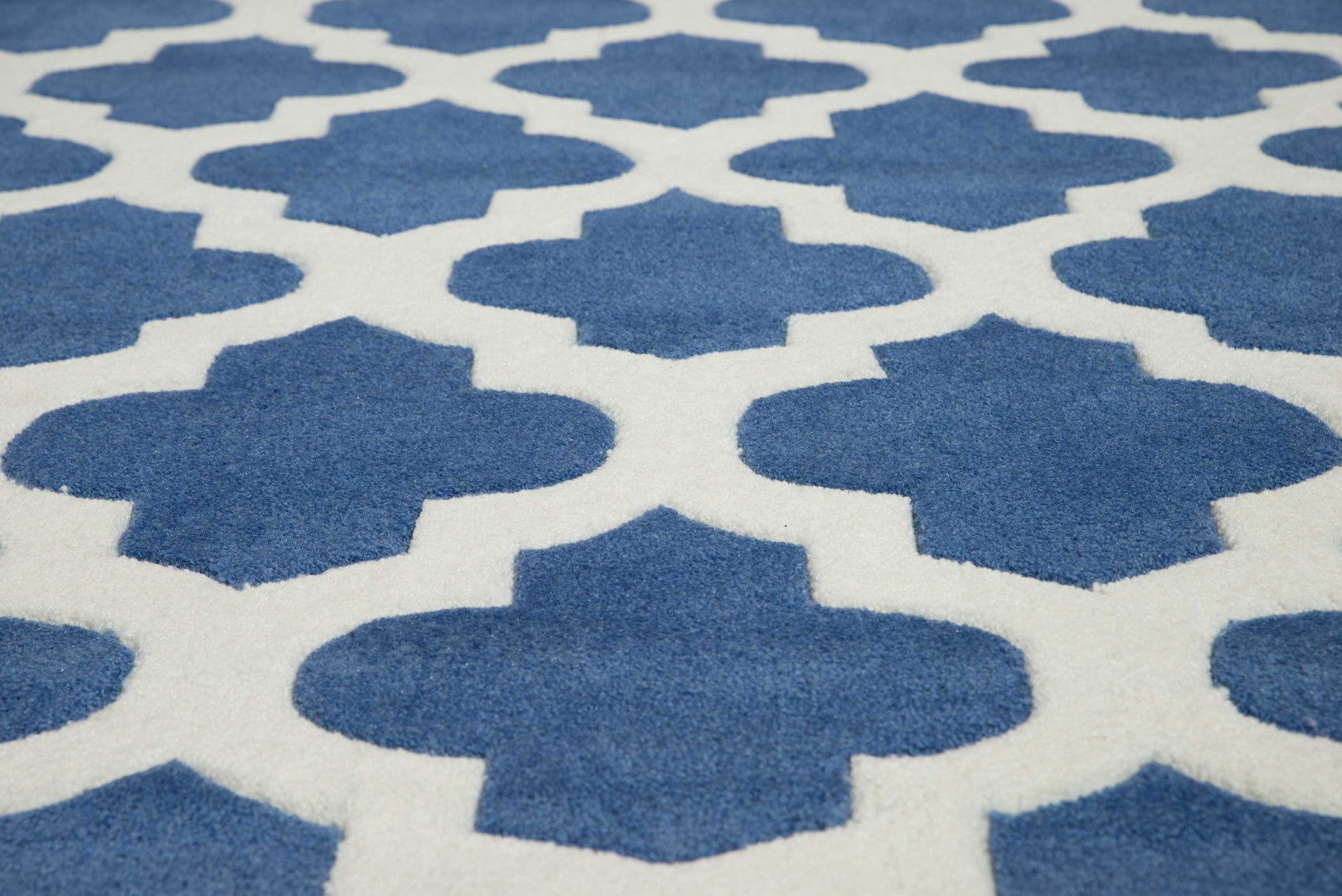 63" x 86" MidnightPolyester Area Rug