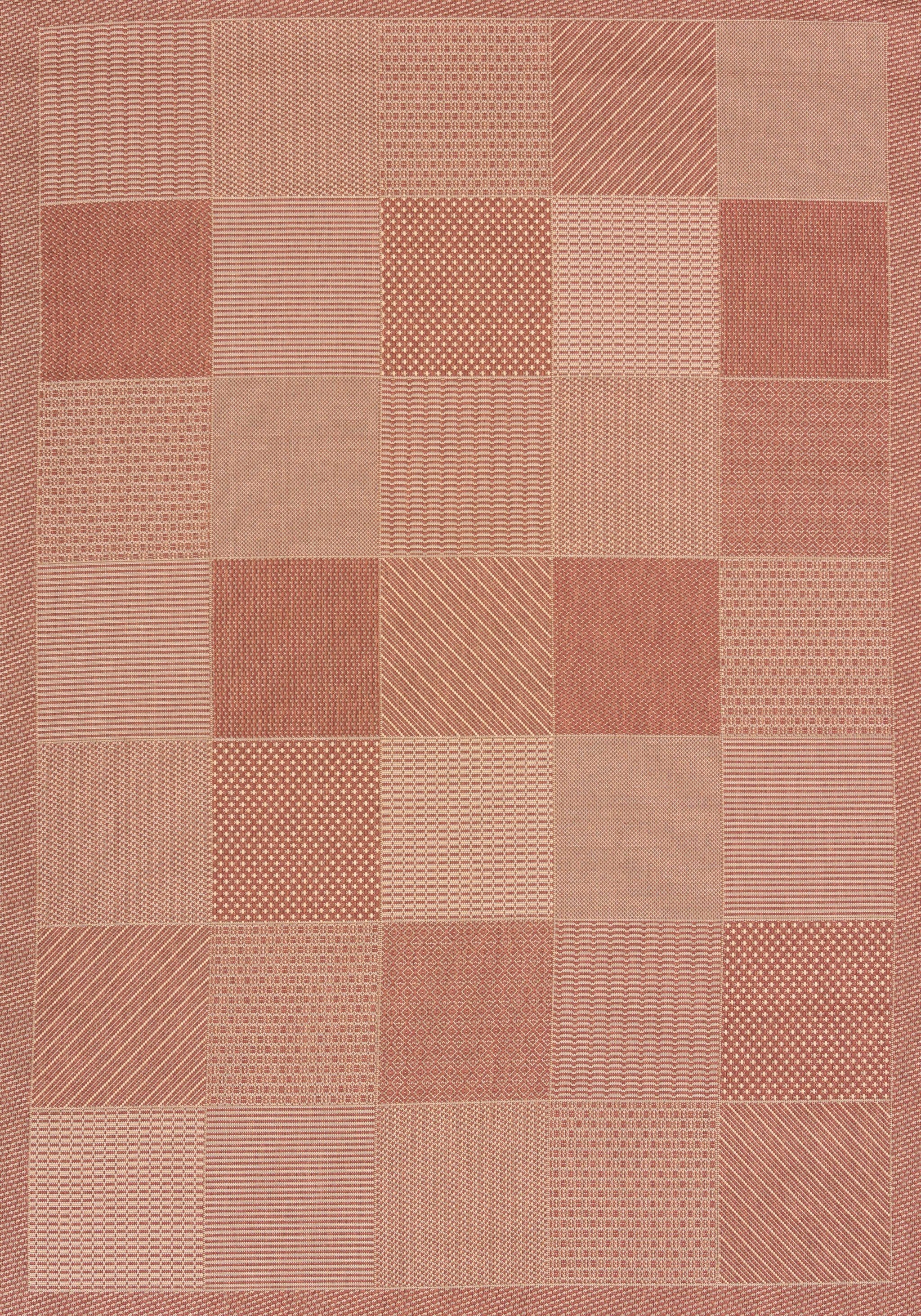 94" x 126" Terracotta Polypropylene / Olefin Oversize Rug