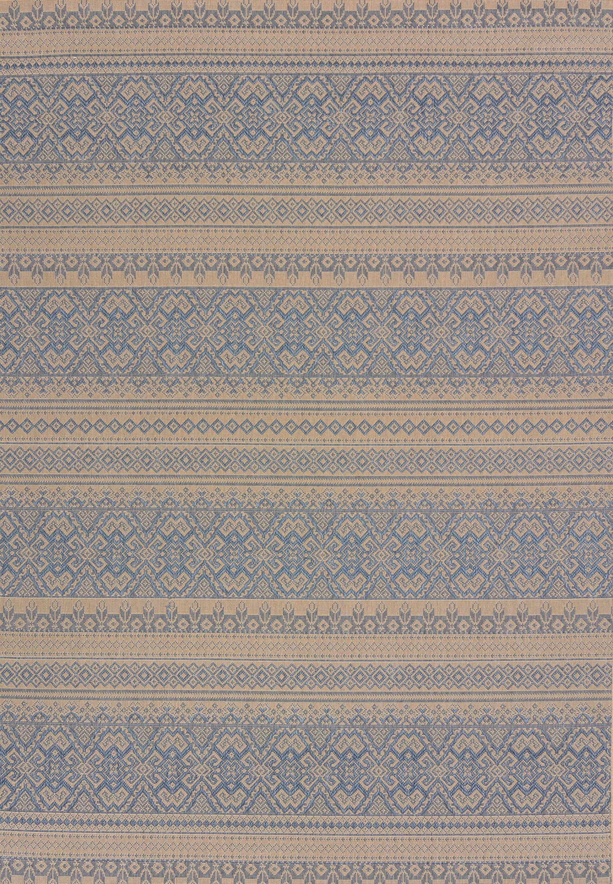 94" x 126" Blue Polypropylene / Olefin Oversize Rug