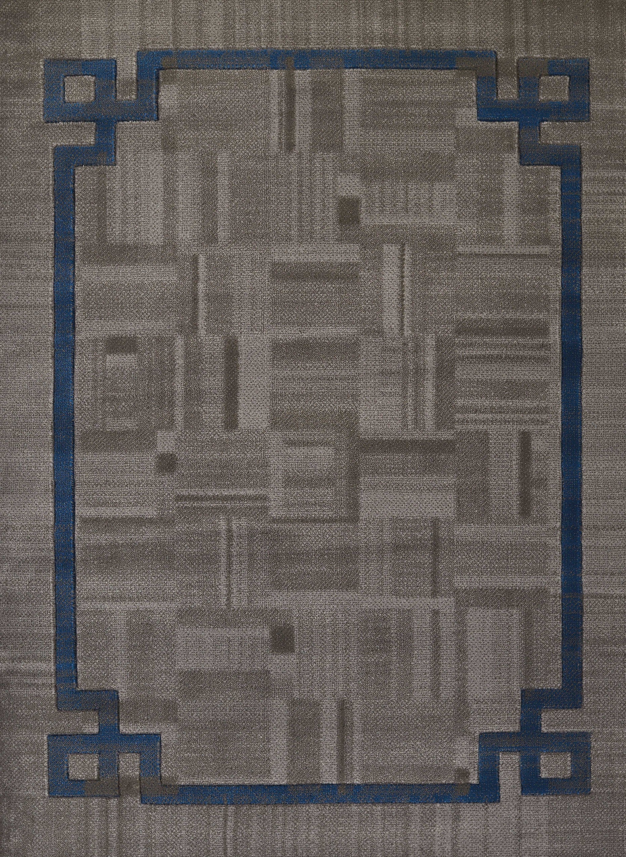 94" x 126" Grey Polypropylene Oversize Rug