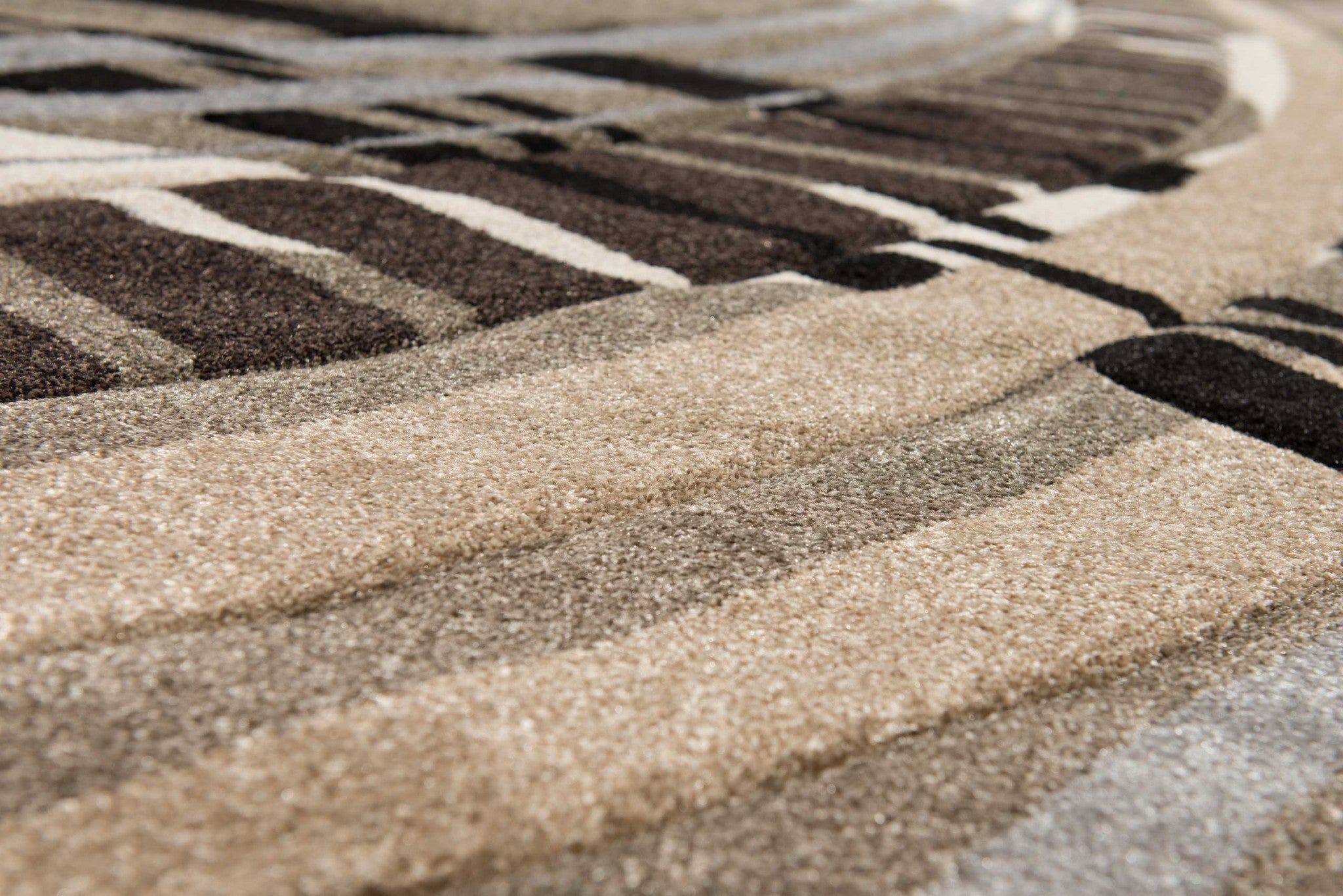 61" x 90" Stone Polypropylene Area Rug