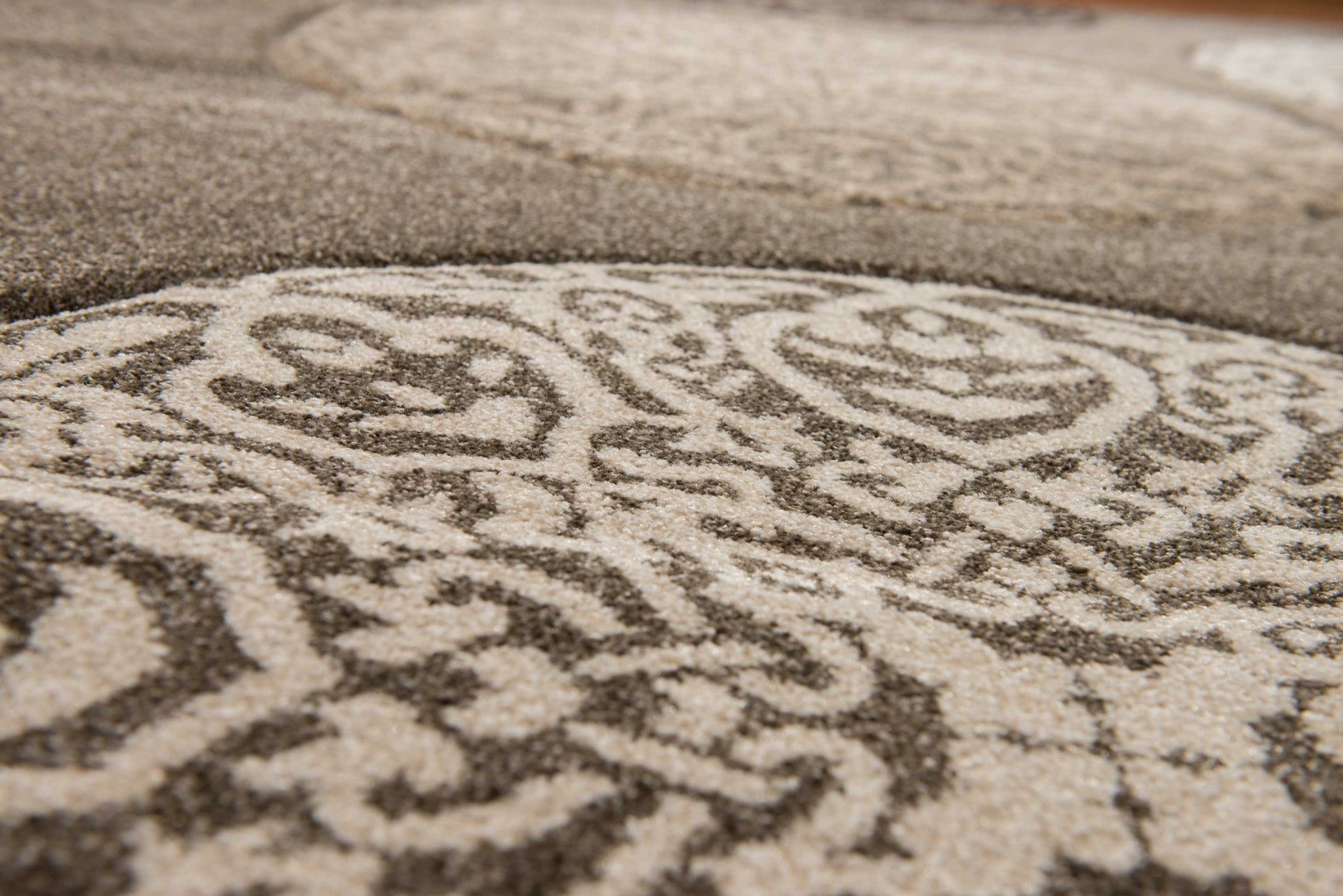 94" x 134" Stone Polypropylene Oversize Rug