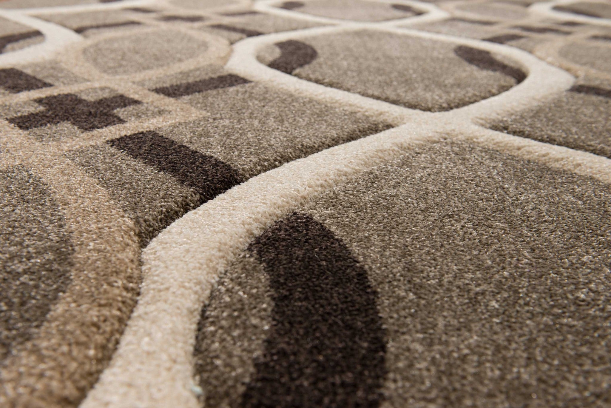 61" x 90" Stone Polypropylene Area Rug