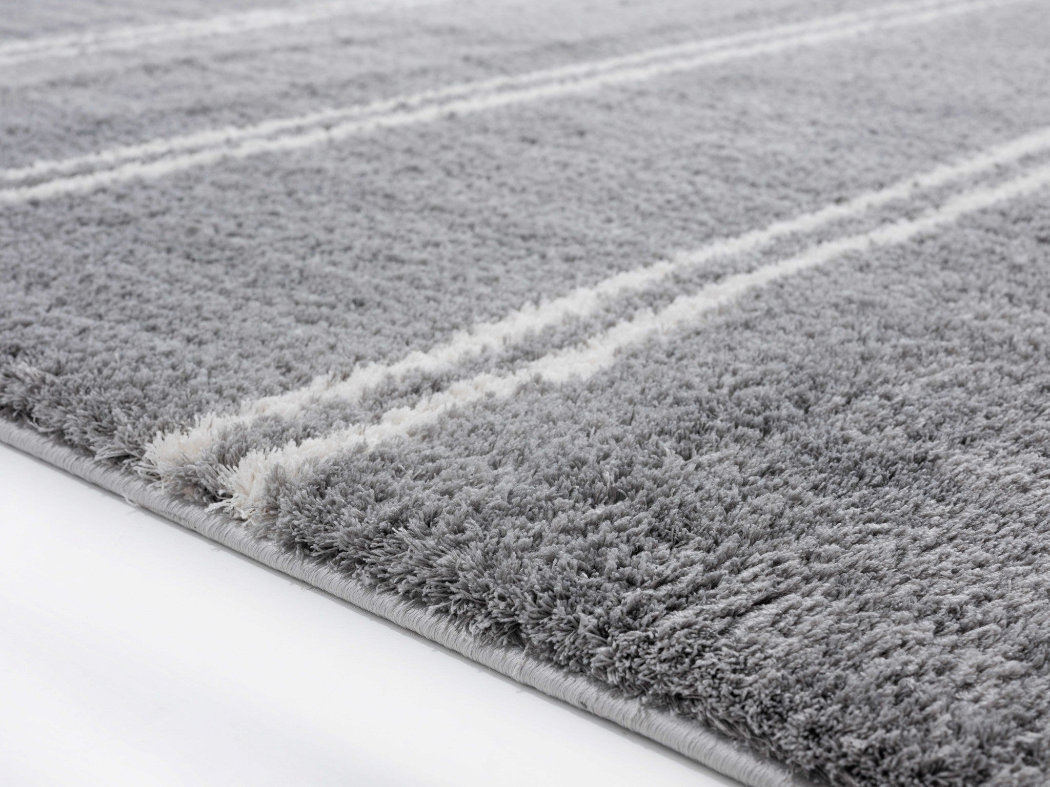 94" x 126" Grey Microfiber Polyester Oversize Rug