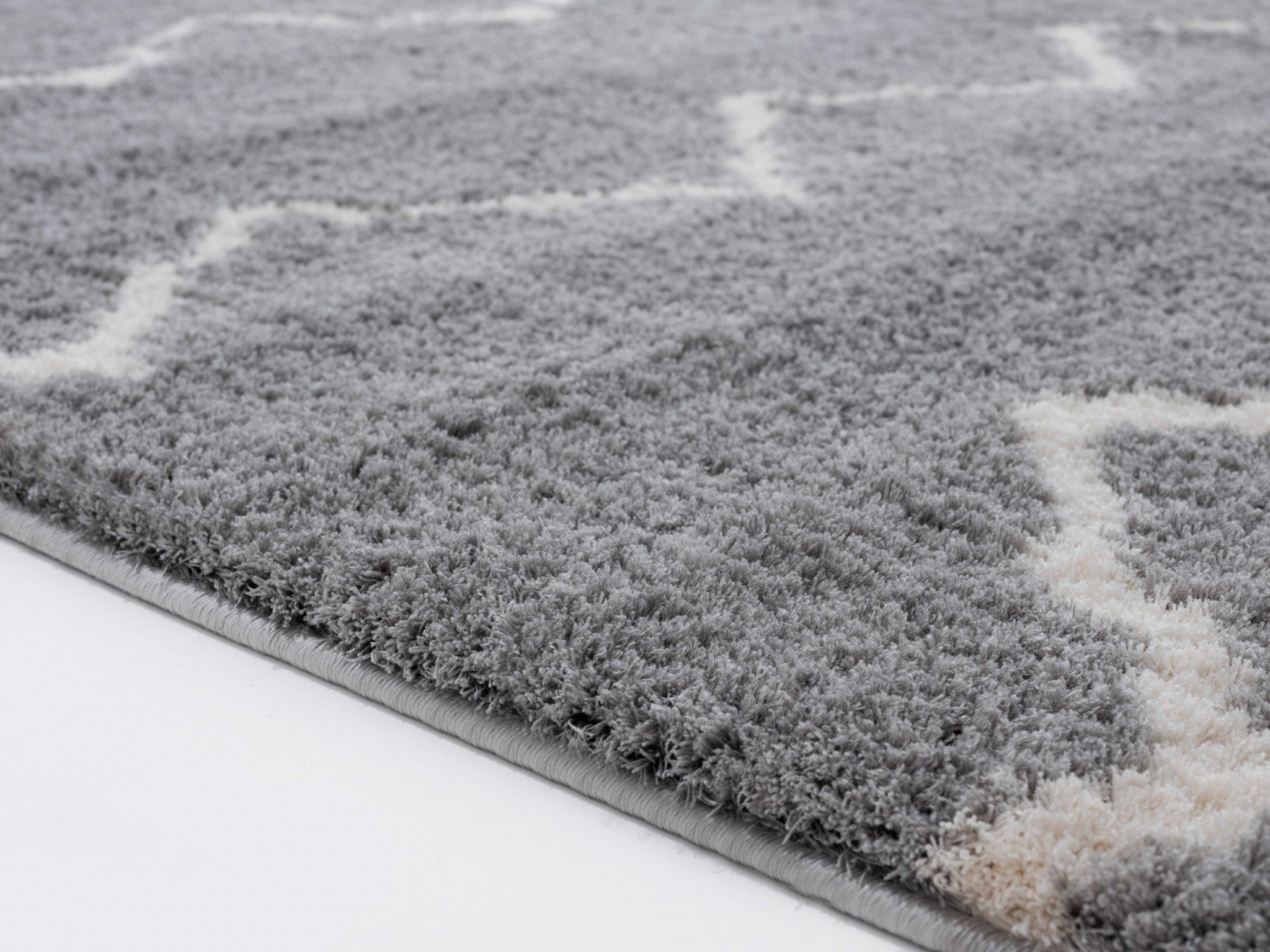 94" x 94" Grey Microfiber Polyester Round Rug