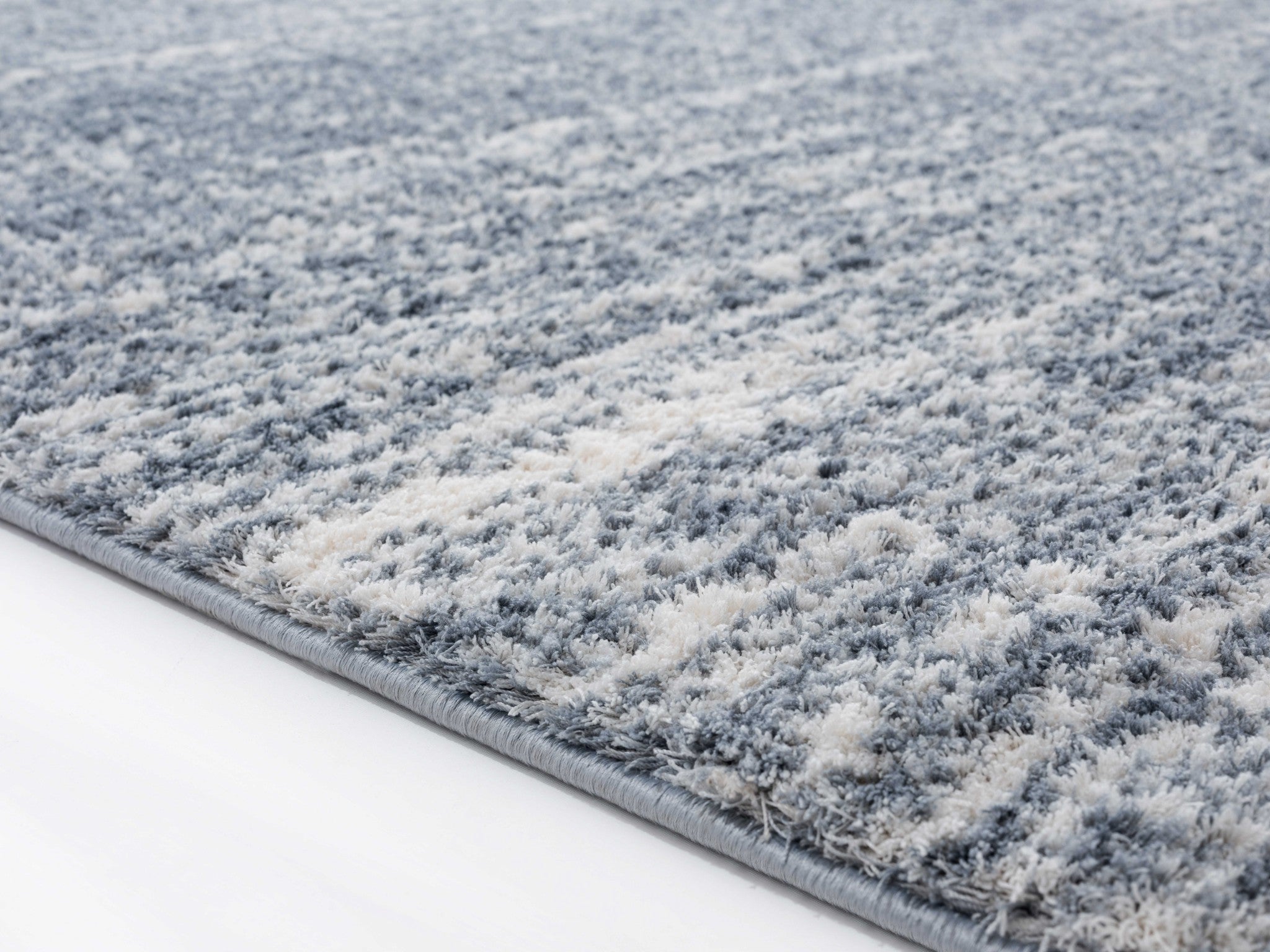 23" x 36" Blue / Grey Microfiber Polyester Accent Rug