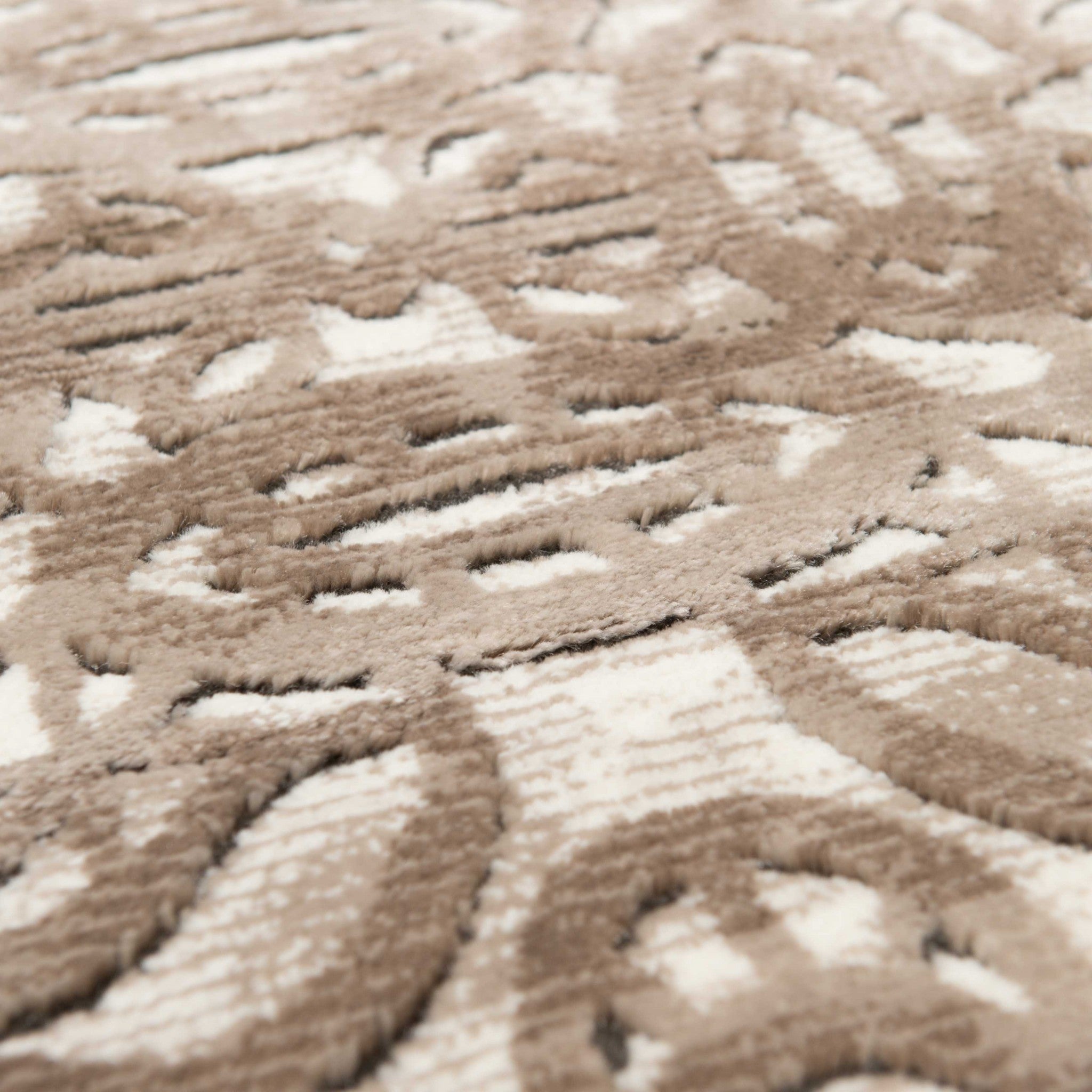 94" x 126" Natural Polypropylene / Polyester Oversize Rug