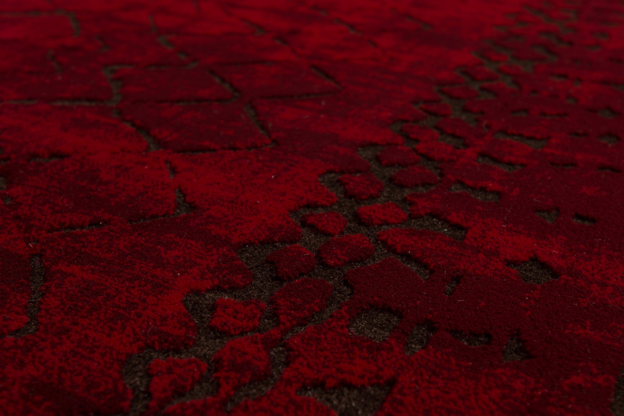 63" x 84" Red Polypropylene   Polyester Area Rug