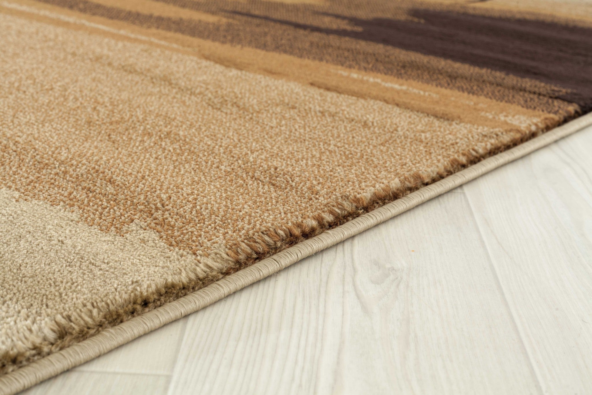 94" x 126" Multicolor Polypropylene Oversize Rug