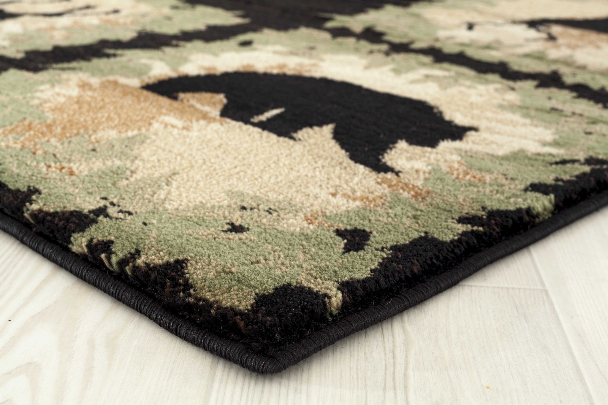 94" x 126" Black Polypropylene Area Rug