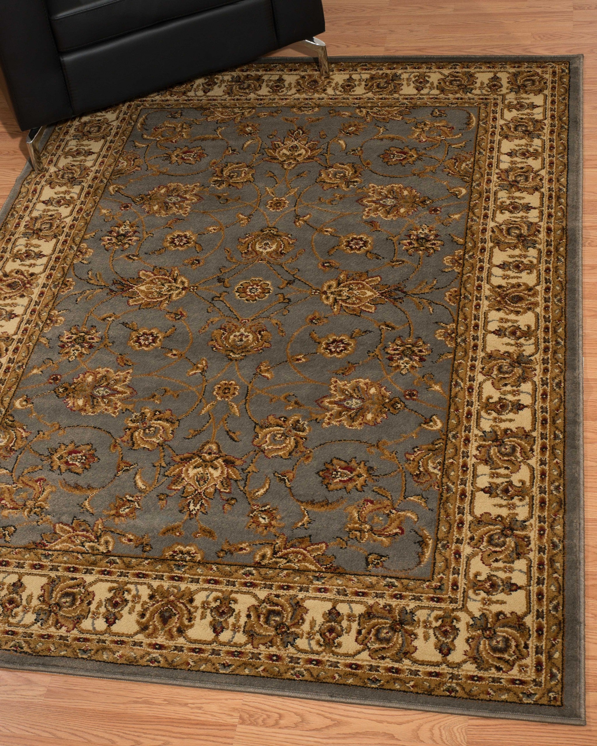 94" x 126" Multicolor Polypropylene Oversize Rug