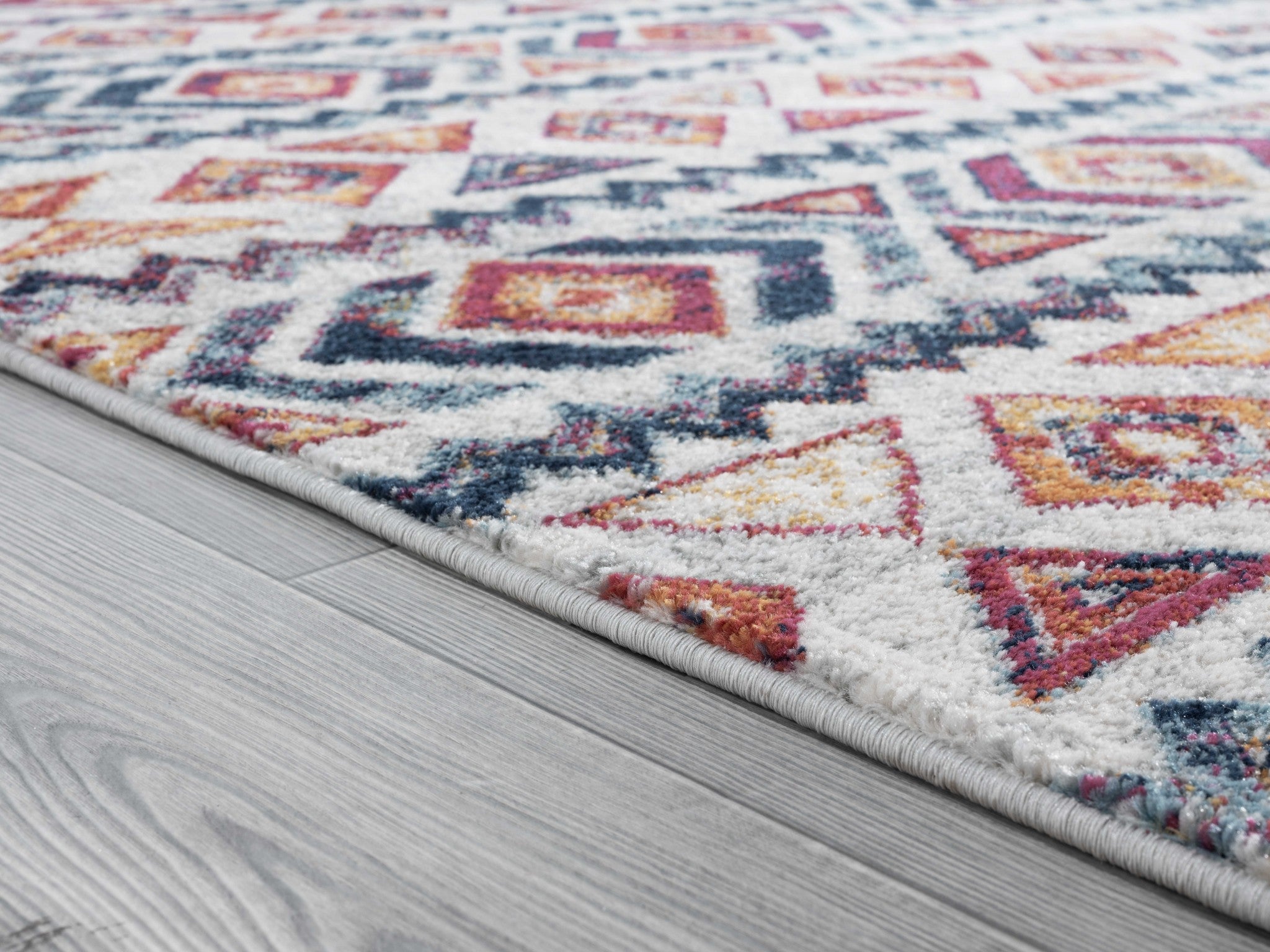 94" x 94" Multicolor Olefin Round Rug