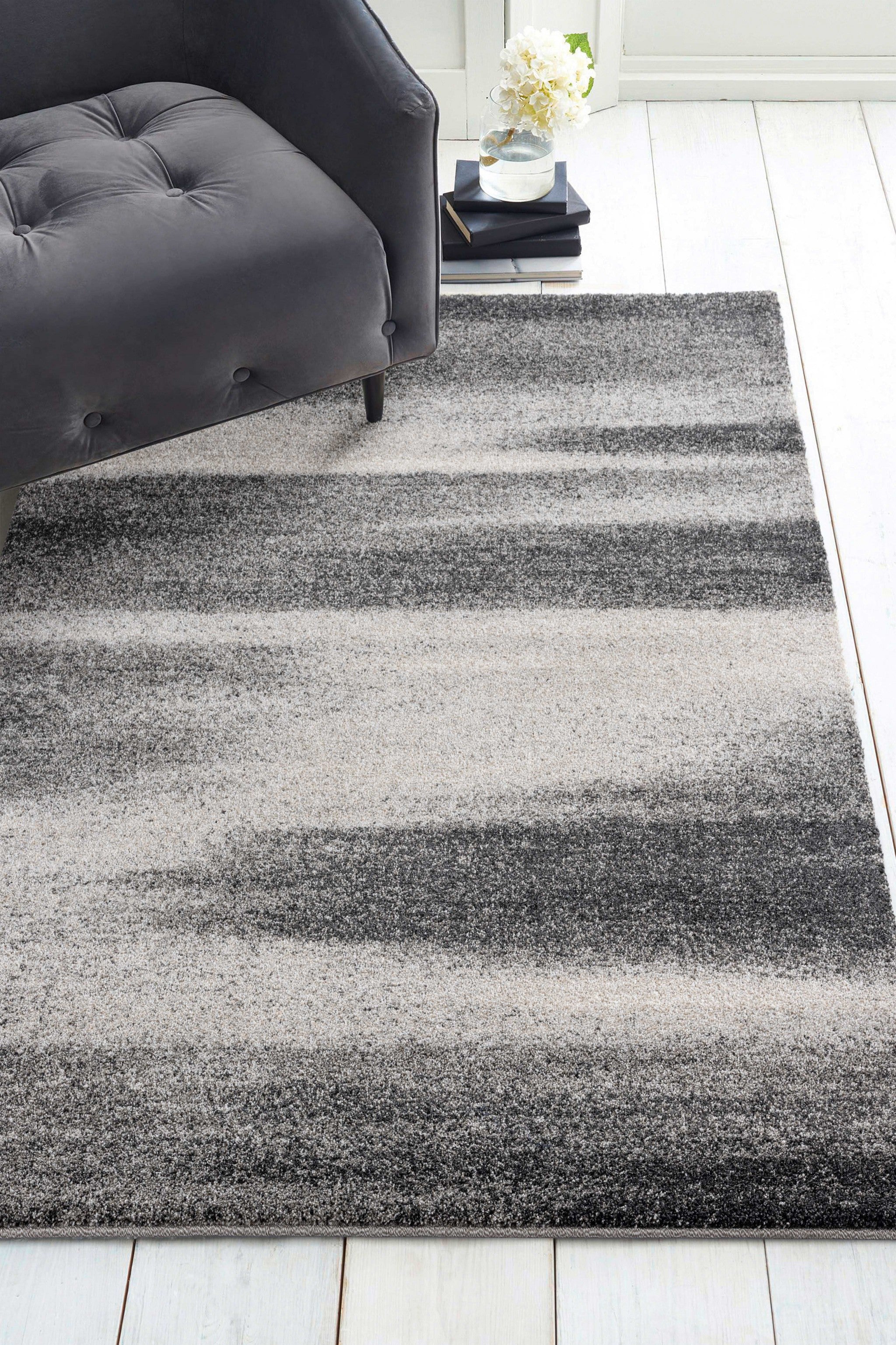 22" x 36" Grey Polypropylene Accent Rug