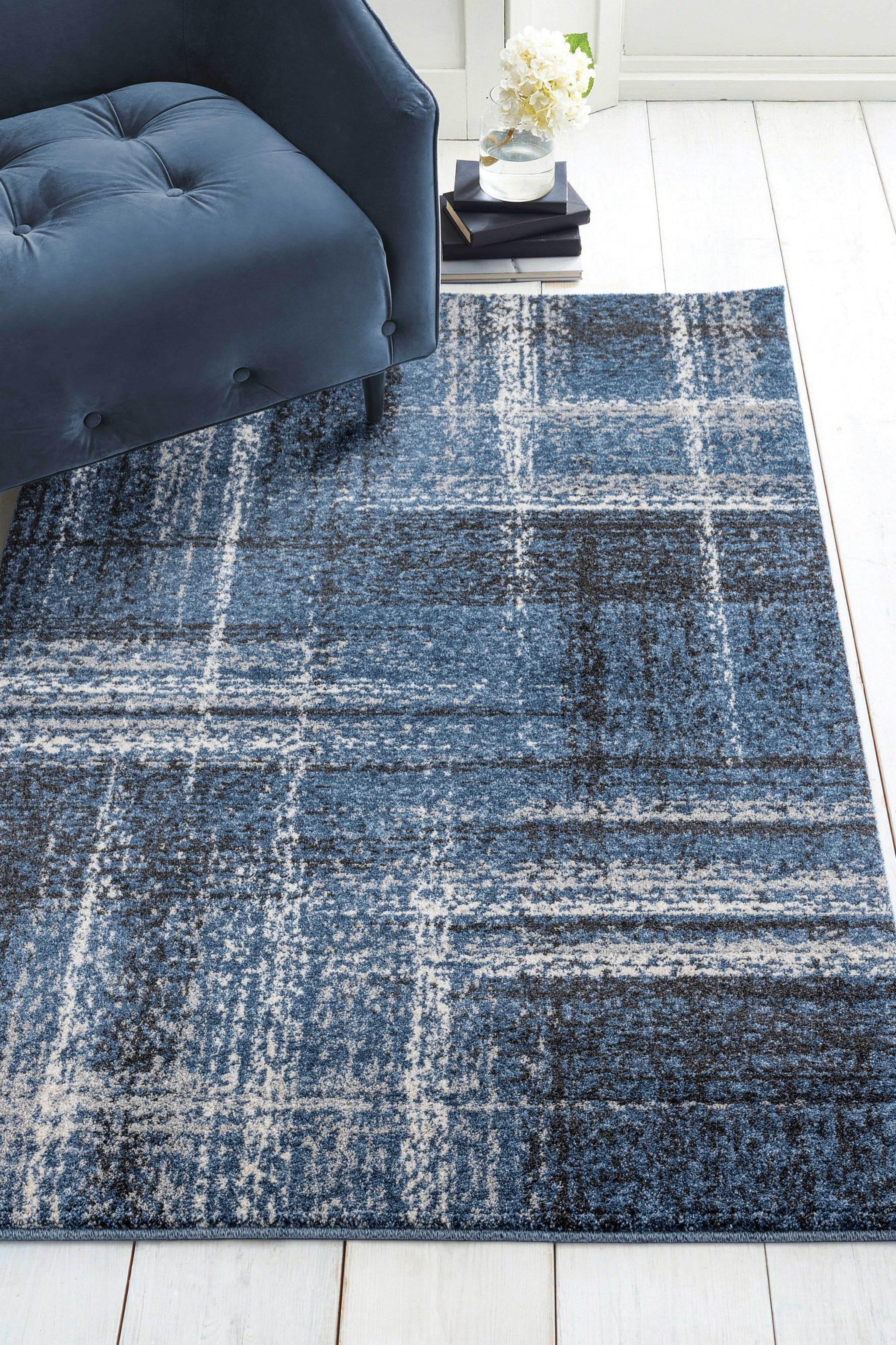 94" x 126" Midnight Blue Polypropylene Oversize Rug