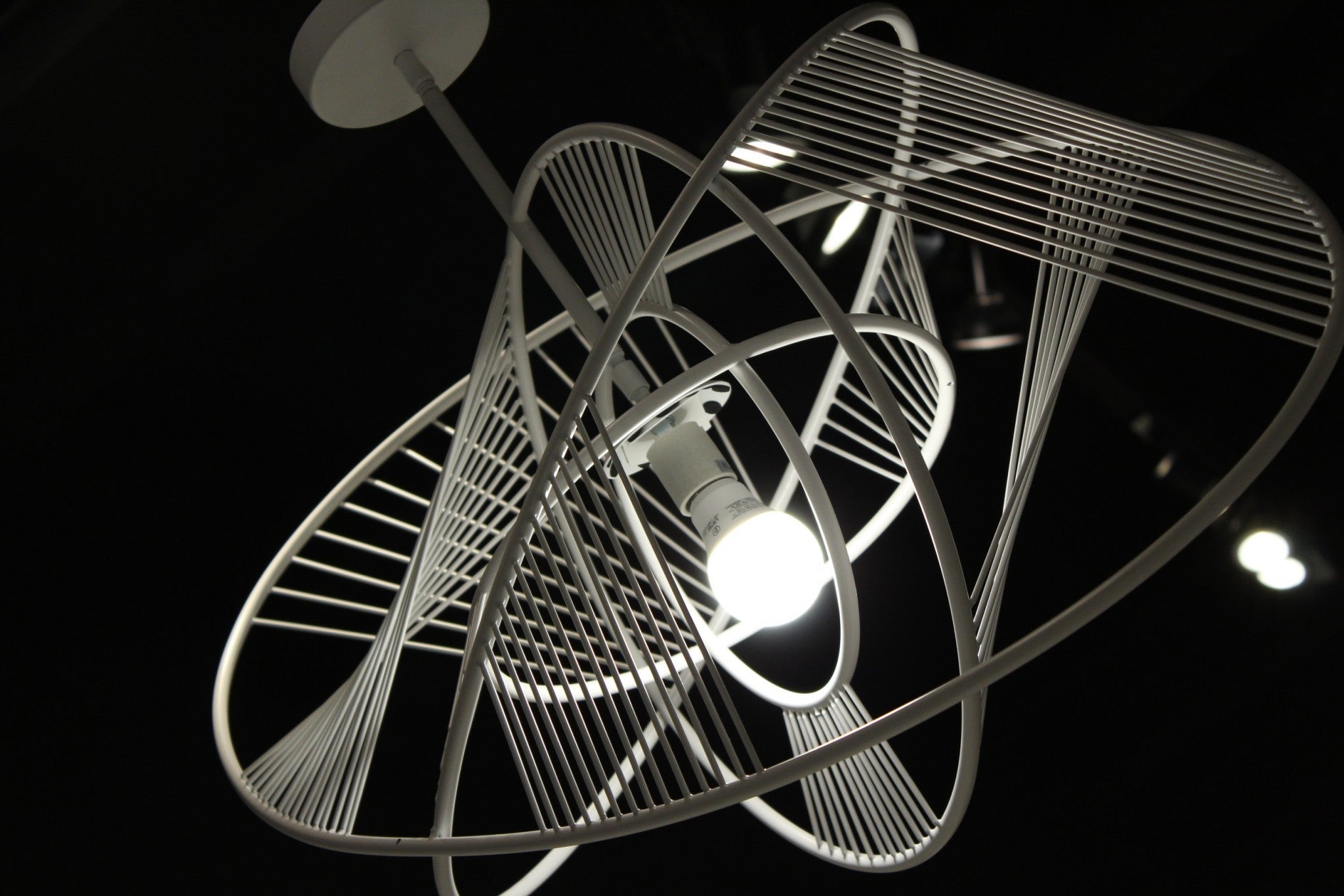33" X 16.5" White Aluminum Pendant Lamp