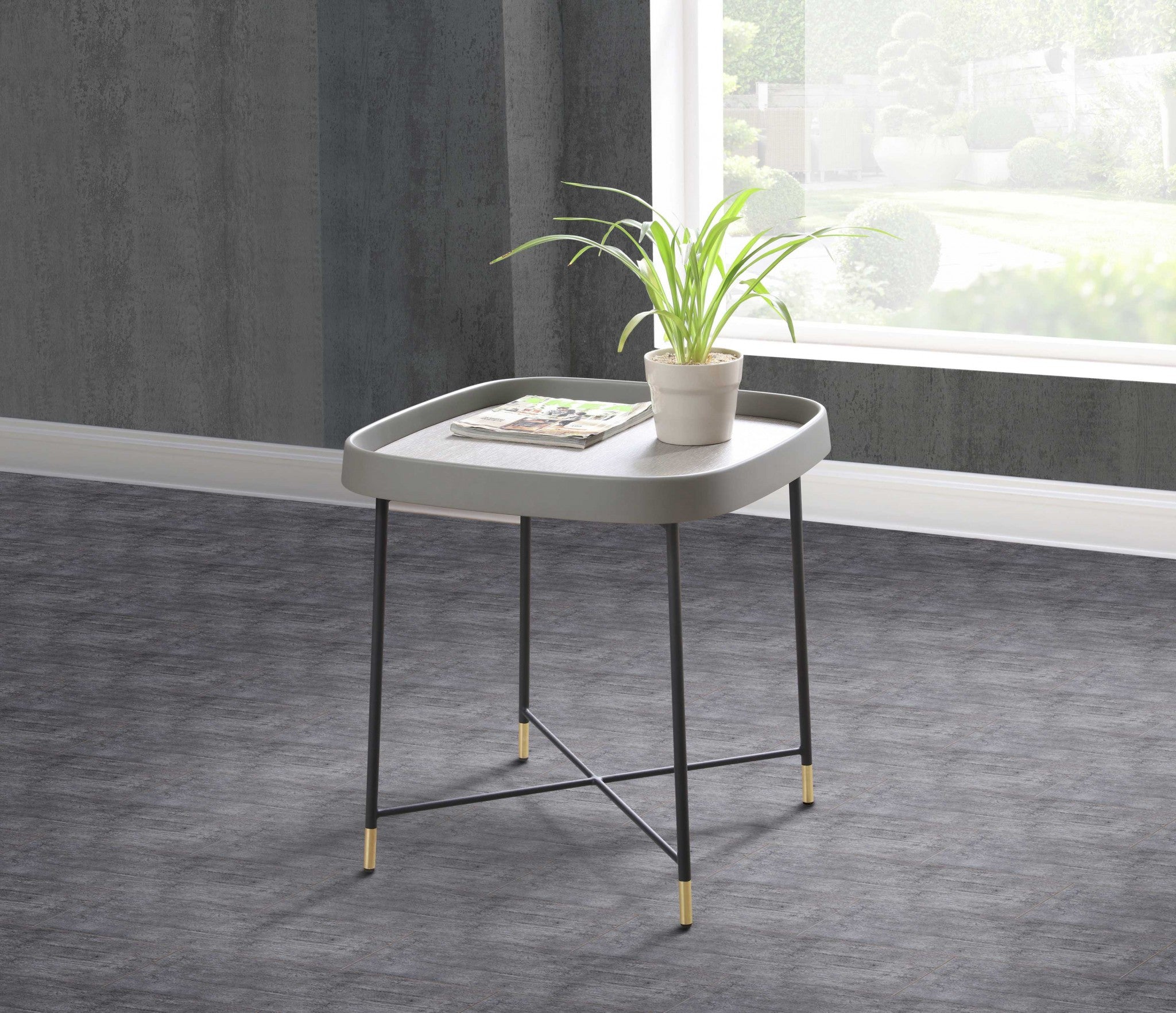 22" X 22" X 23" Black Metal Side Table