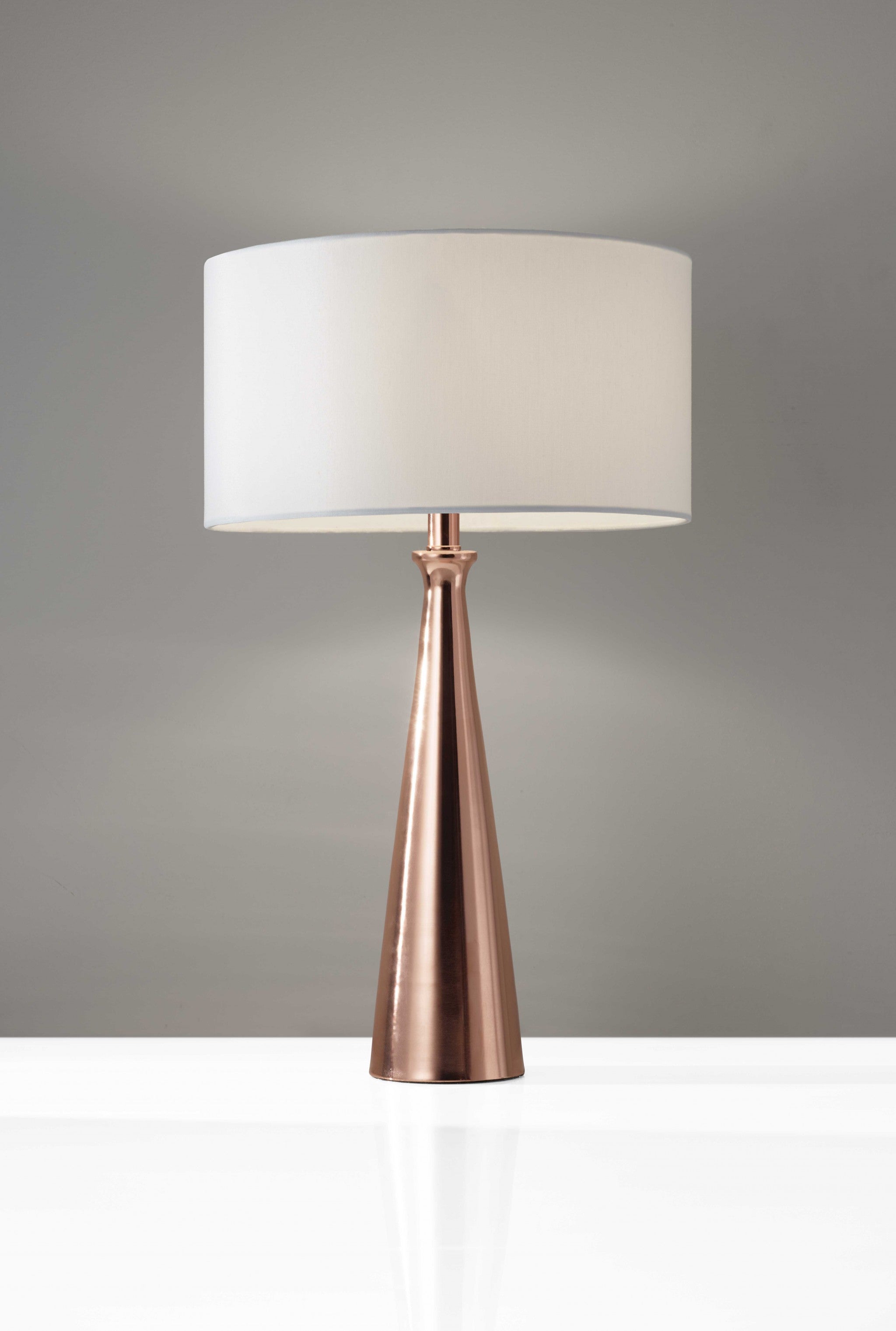 Black Metal Tapered Base Table Lamp
