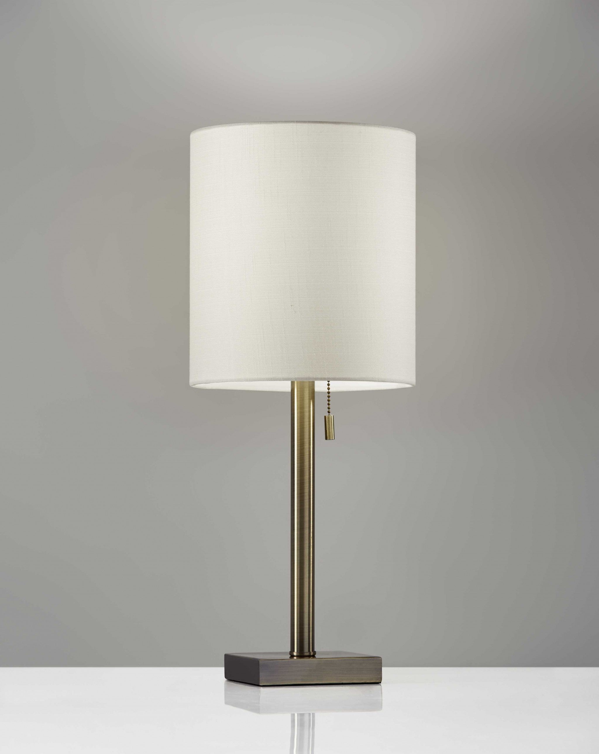 9" X 9" X 22" Brass Metal Table Lamp