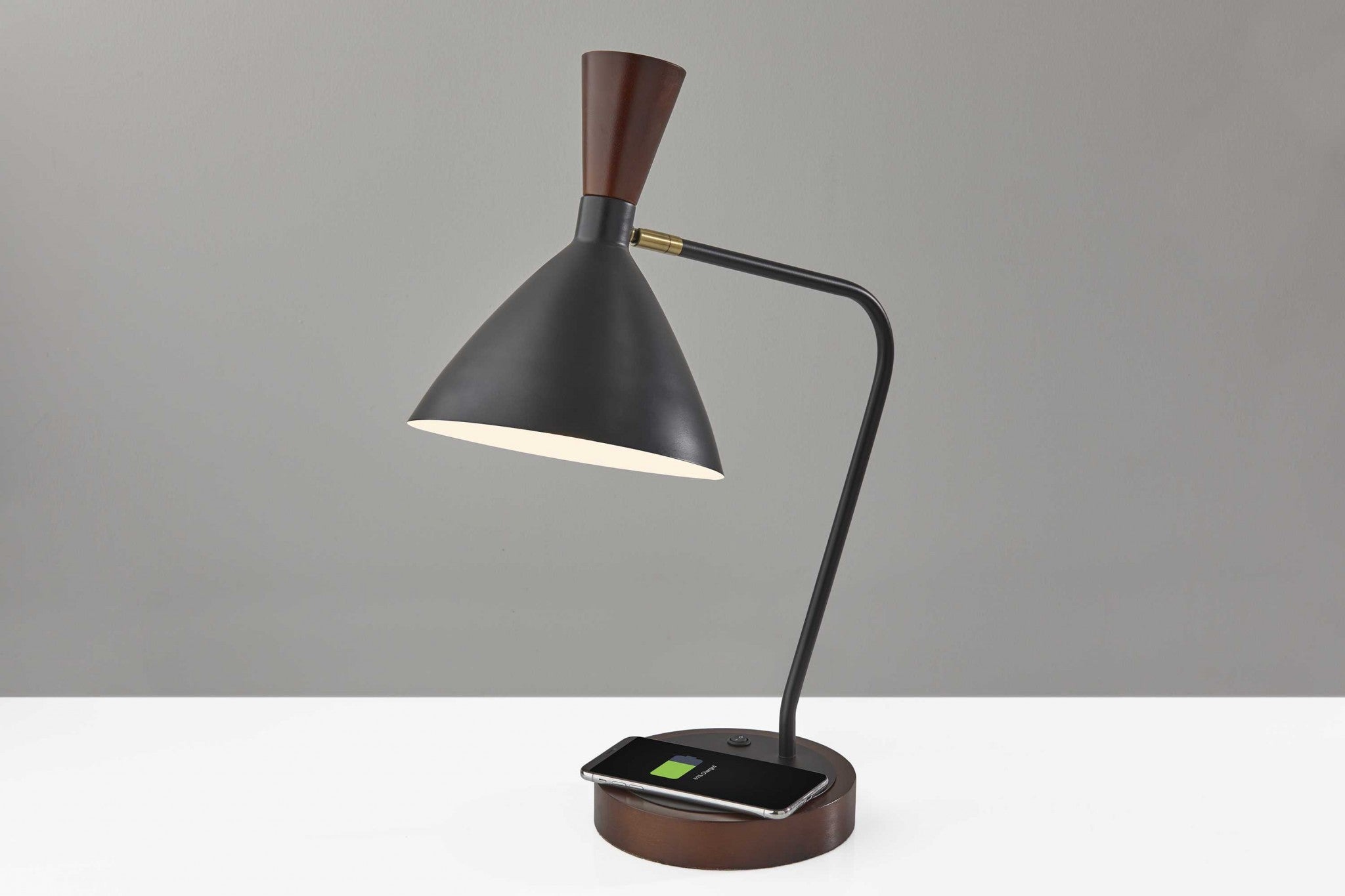 8" X 14" X 21" Black Metal Wireless Charging Desk Lamp