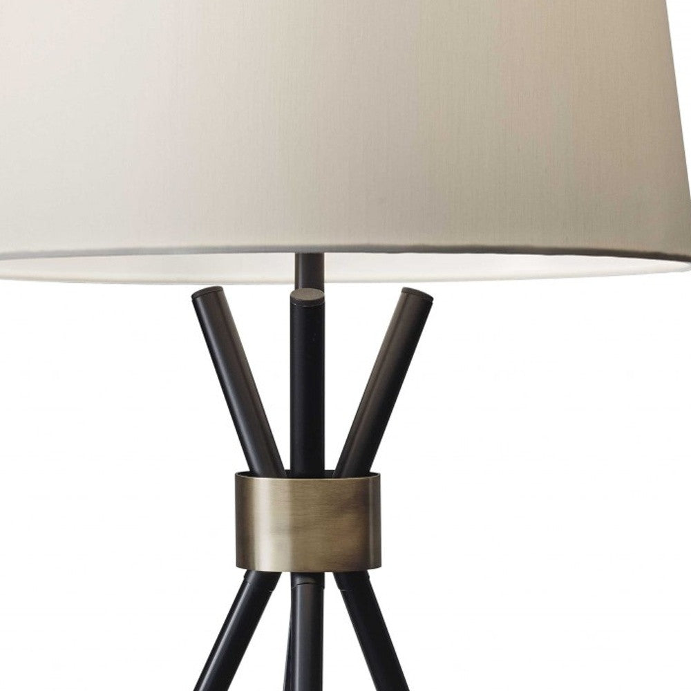 Black Metal Tripod Leg with Antique Brass Accent Table Lamp