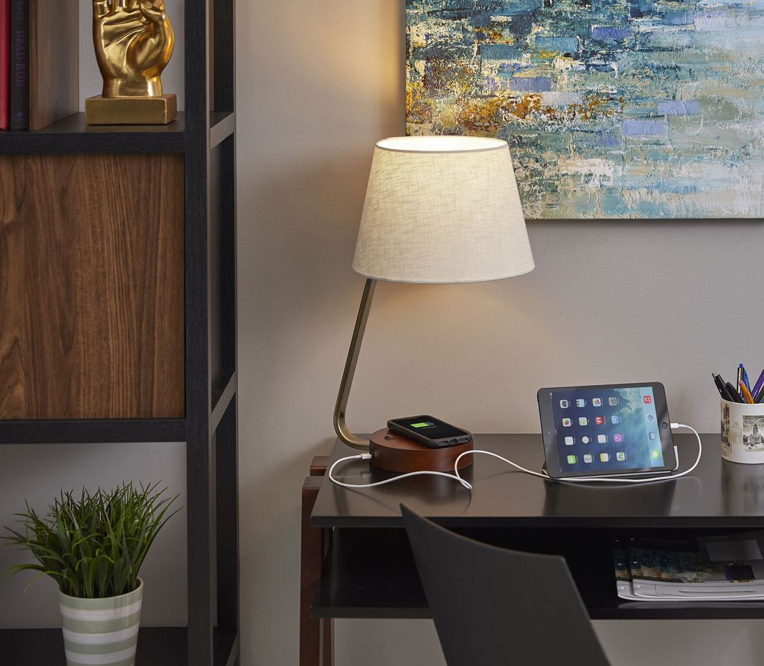 11" X 12" X 19" Antique Brass  Metal Table Lamp