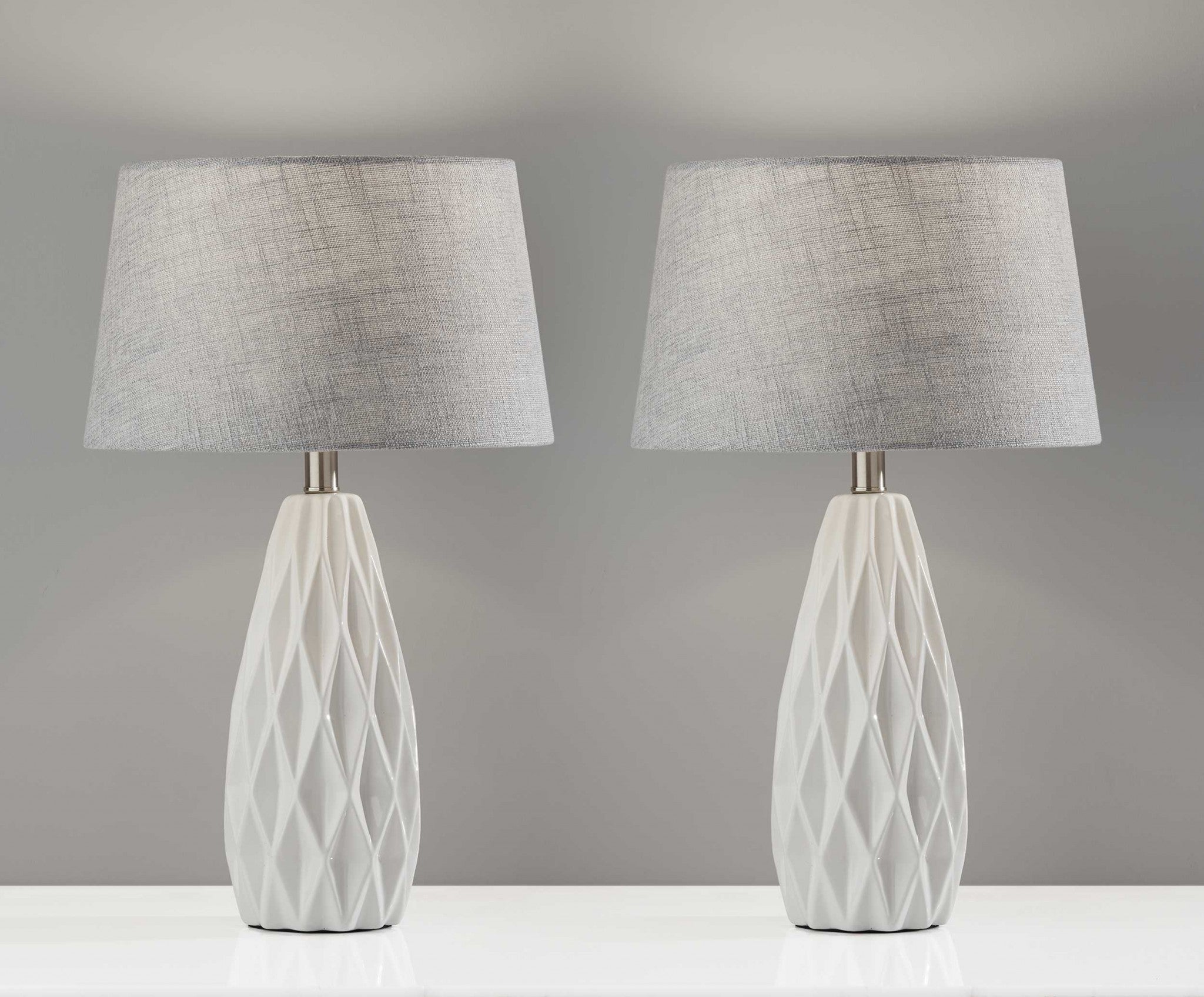 Set of 2 White Ceramic Geometric Base Table Lamp