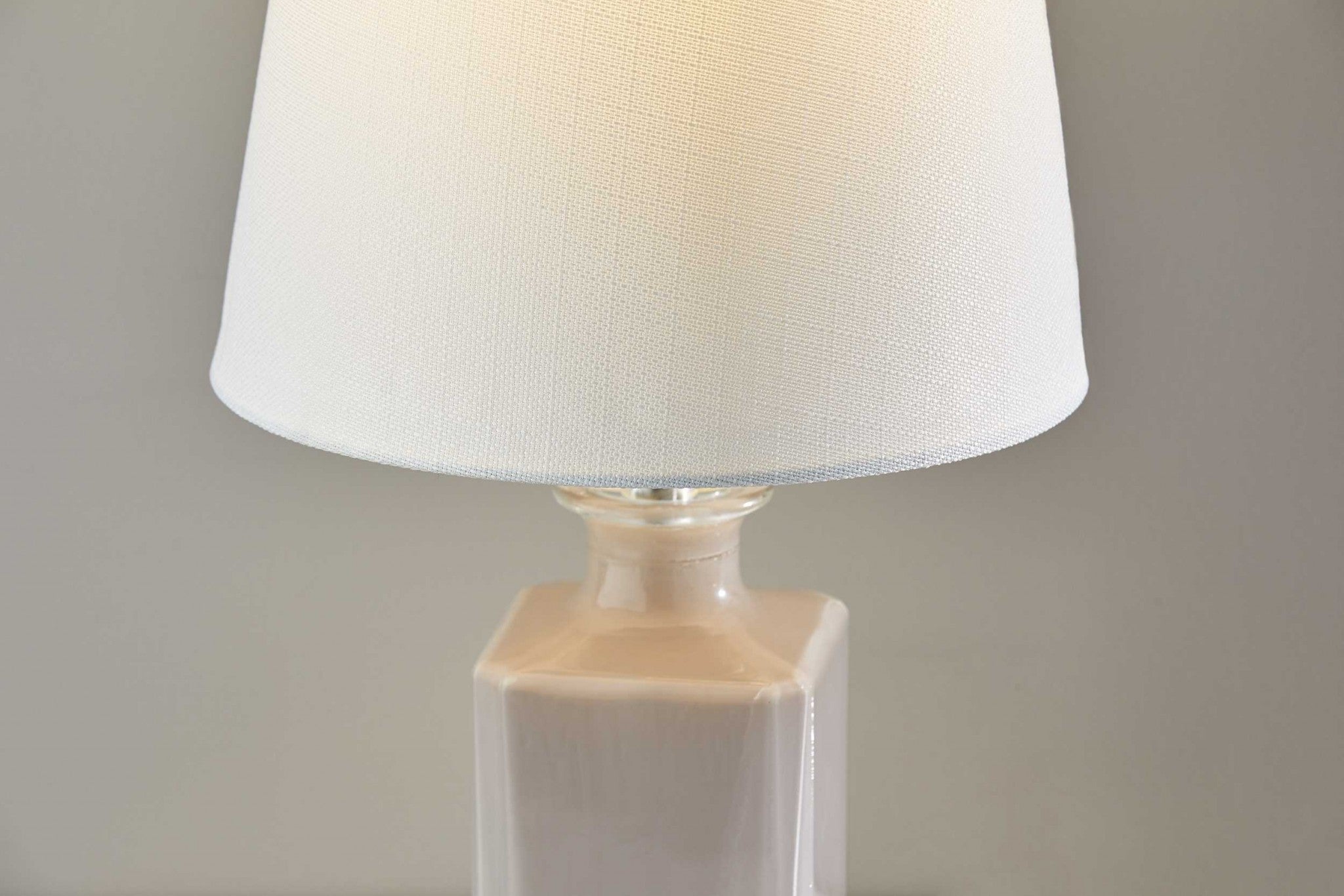10" X 10" X 16.5" Light Purple Glass  Table Lamp