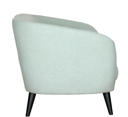 35" X 34" X 32" Mint Polyester Chair