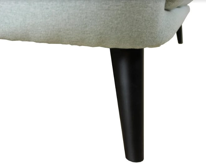 35" X 34" X 32" Mint Polyester Chair