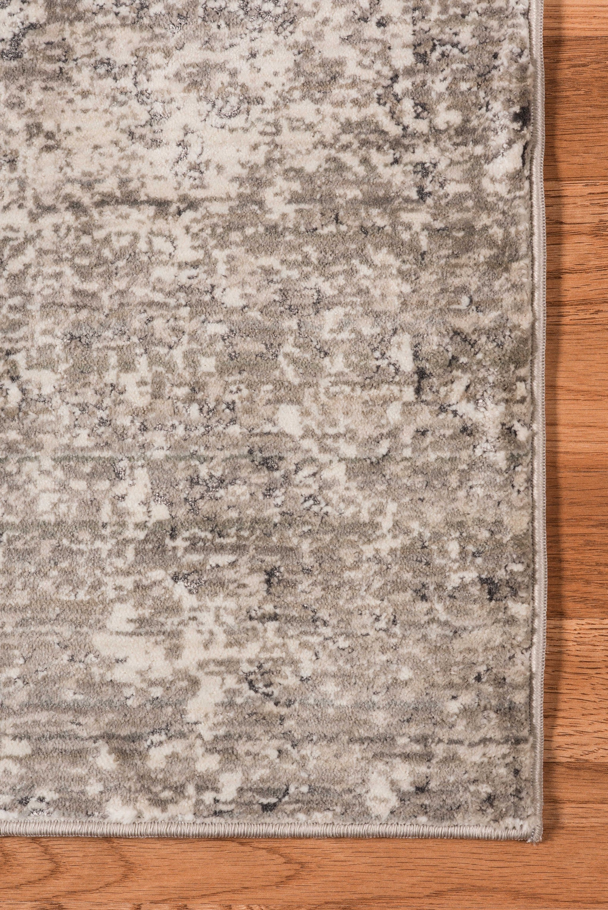 2.6" X8" X 0.38" Beige  Polyester Area Rug