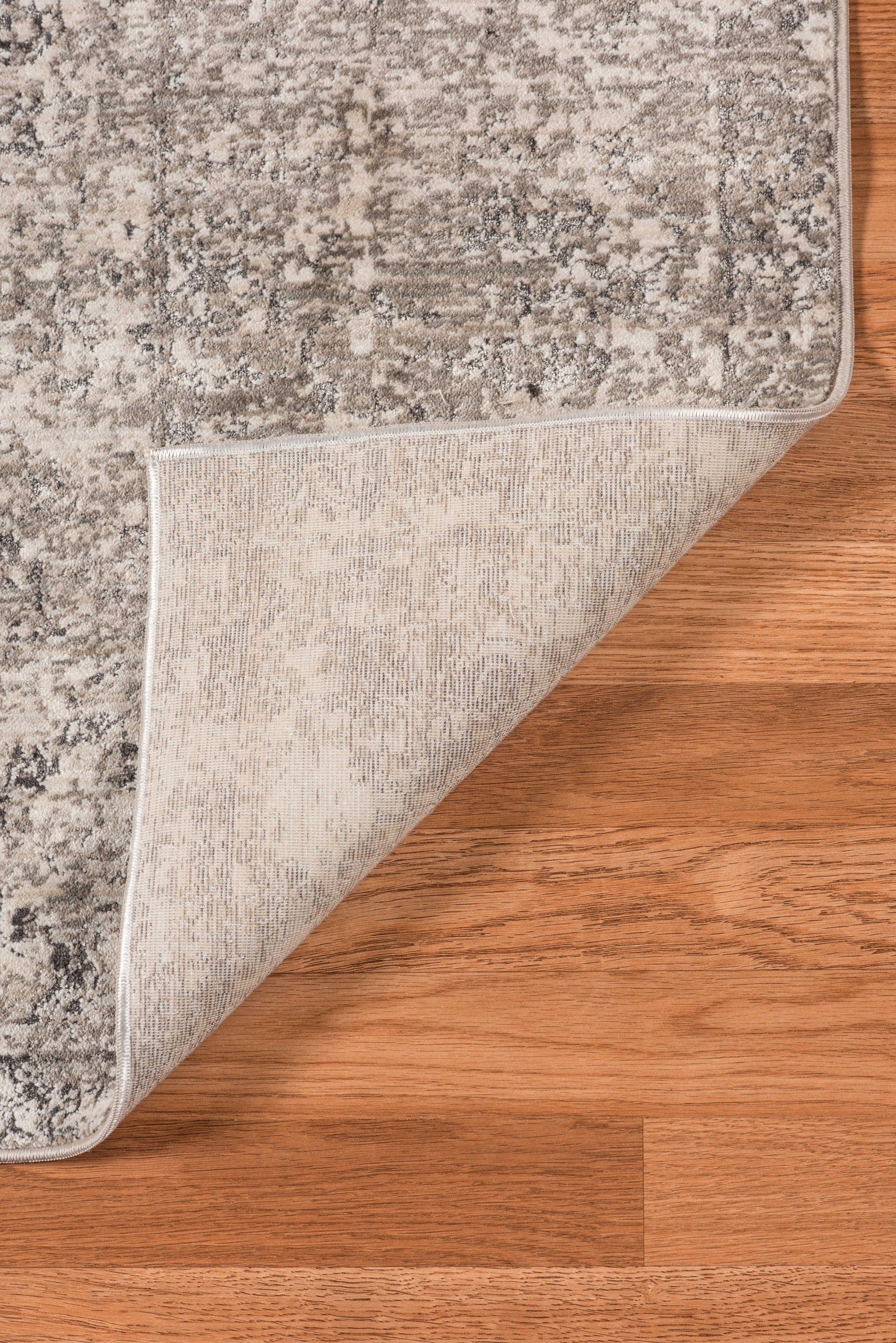 2.6" X8" X 0.38" Beige  Polyester Area Rug