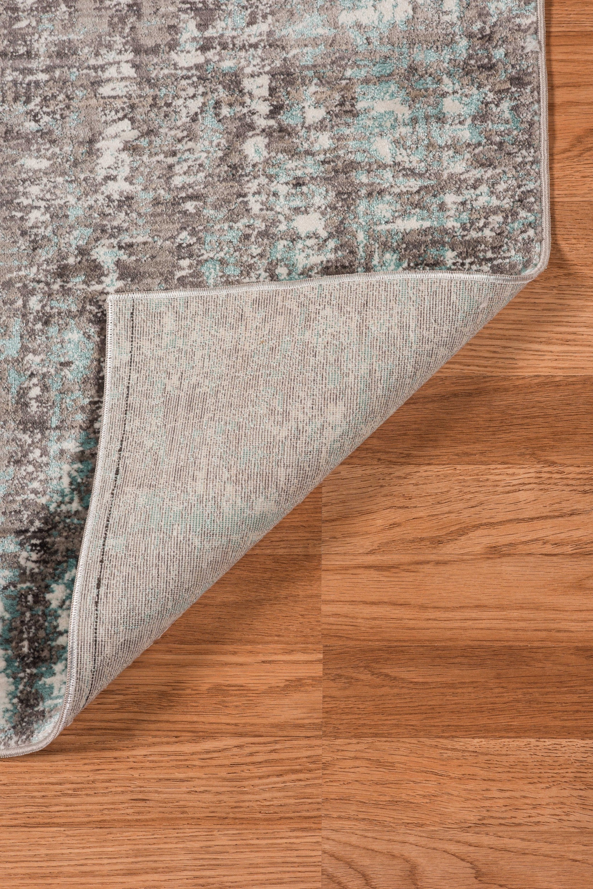 2.6" X8" X 0.38" Gray  Polyester Area Rug