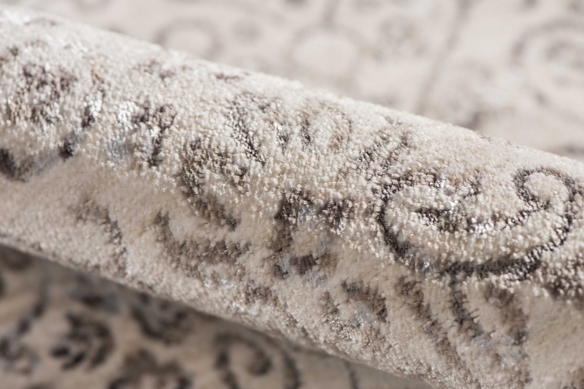 3.11" X5.07" X 0.38" Gray  Polyester Area Rug