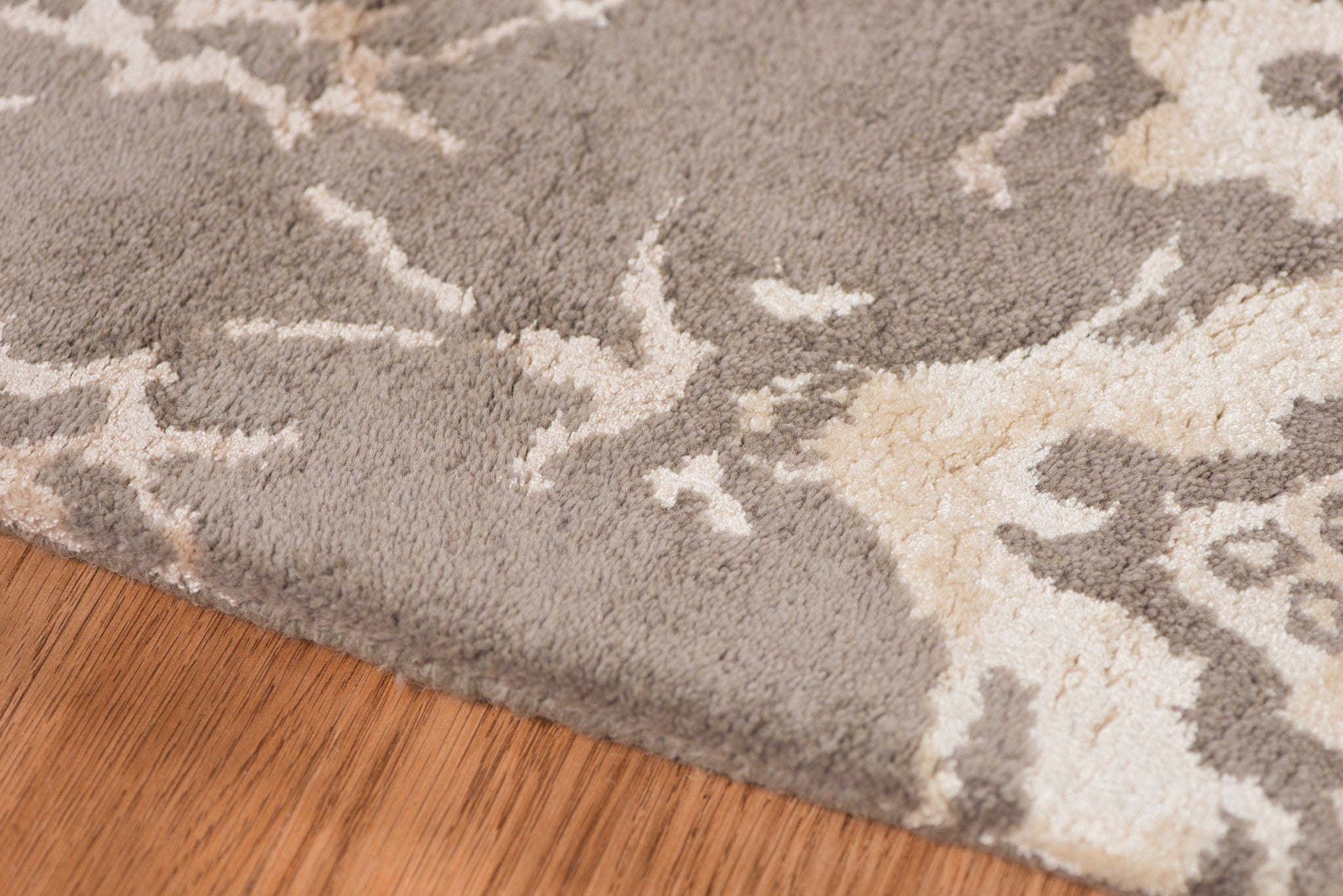 5" X8" X 0.5" Gray  Wool Area Rug