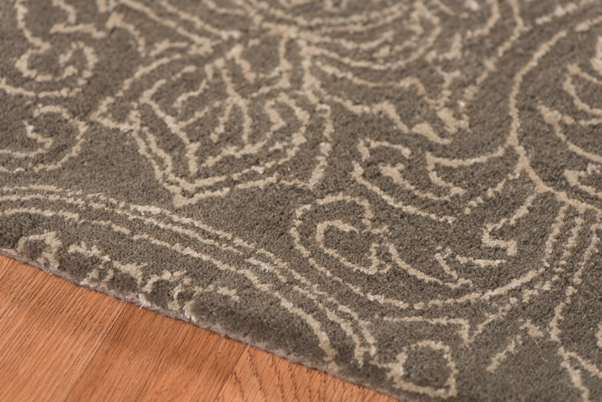 5" X8" X 0.5" Beige  Wool Area Rug