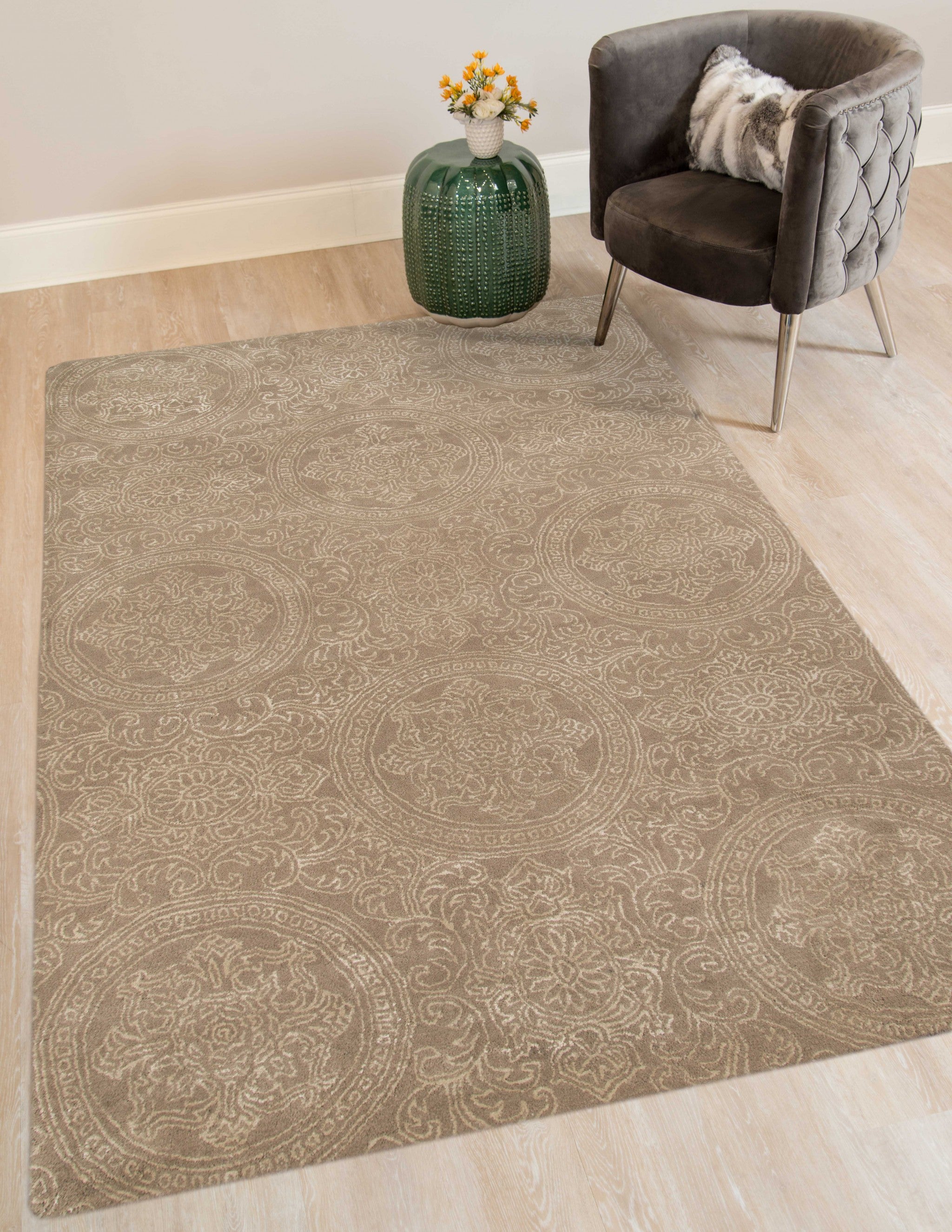 7.6" X9.6" X 0.5" Beige  Wool Area Rug