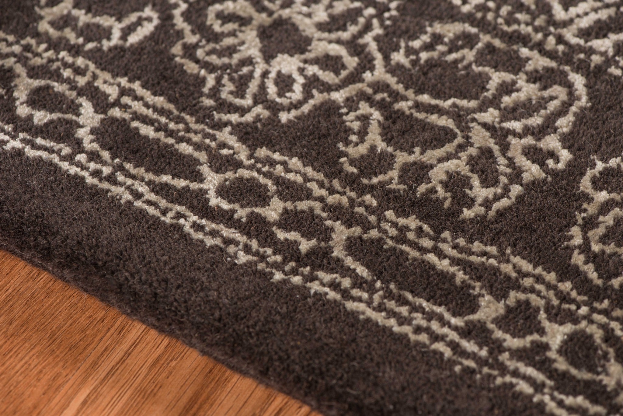 5" X8" X 0.5" Gray  Wool Area Rug