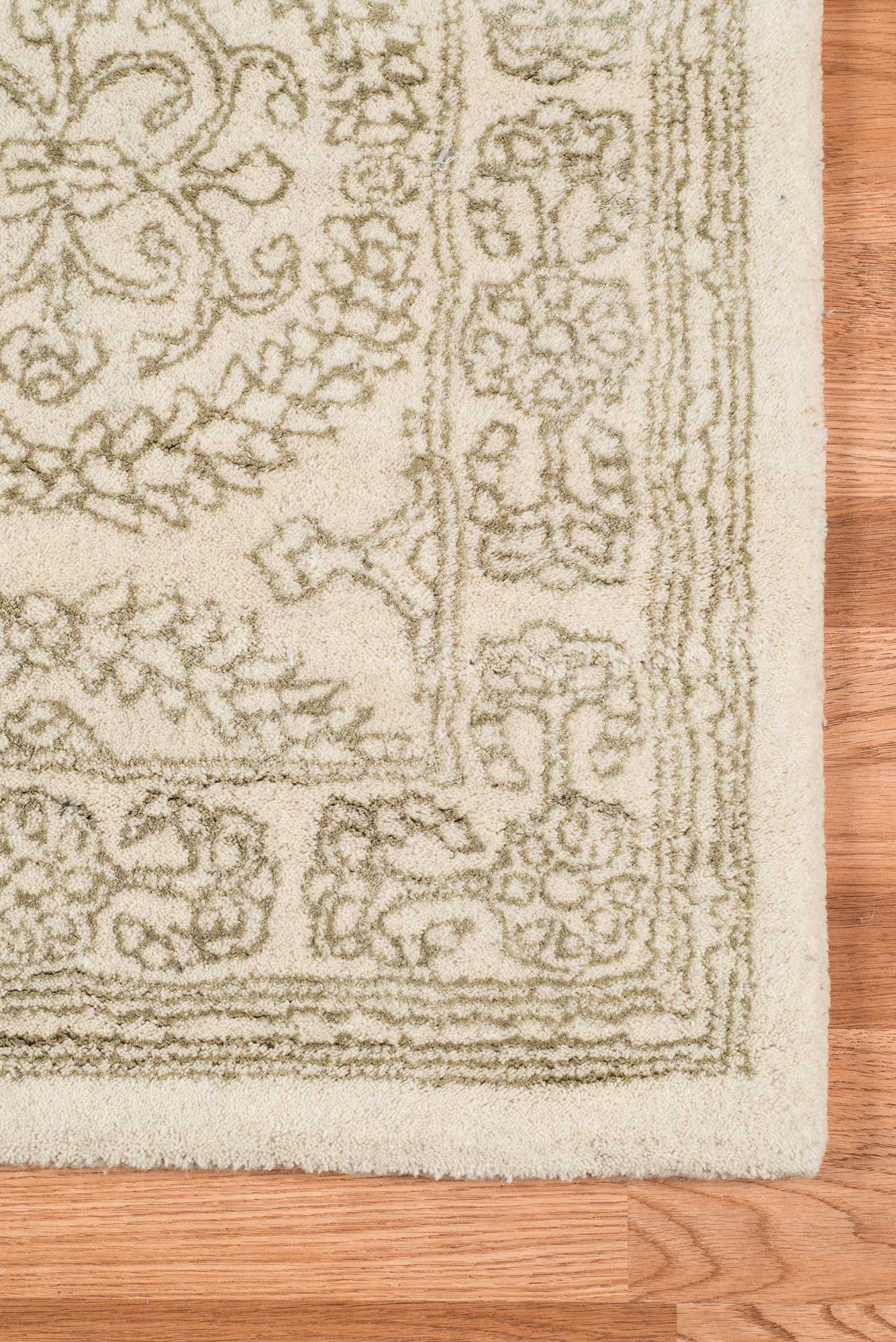 8" X11" X 0.5" Ivory/White  Wool Area Rug