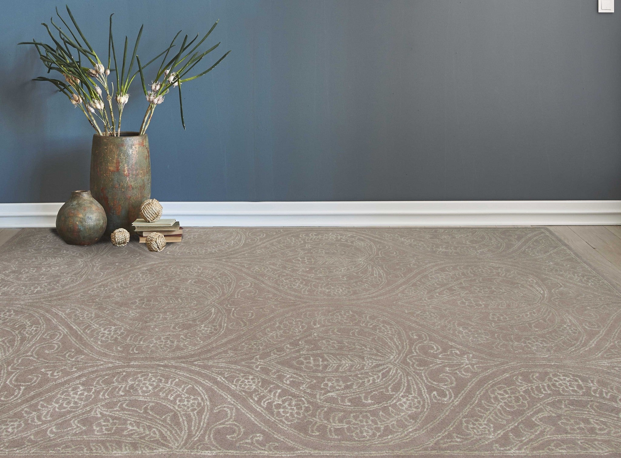 8" X11" X 0.5" Gray  Wool Area Rug