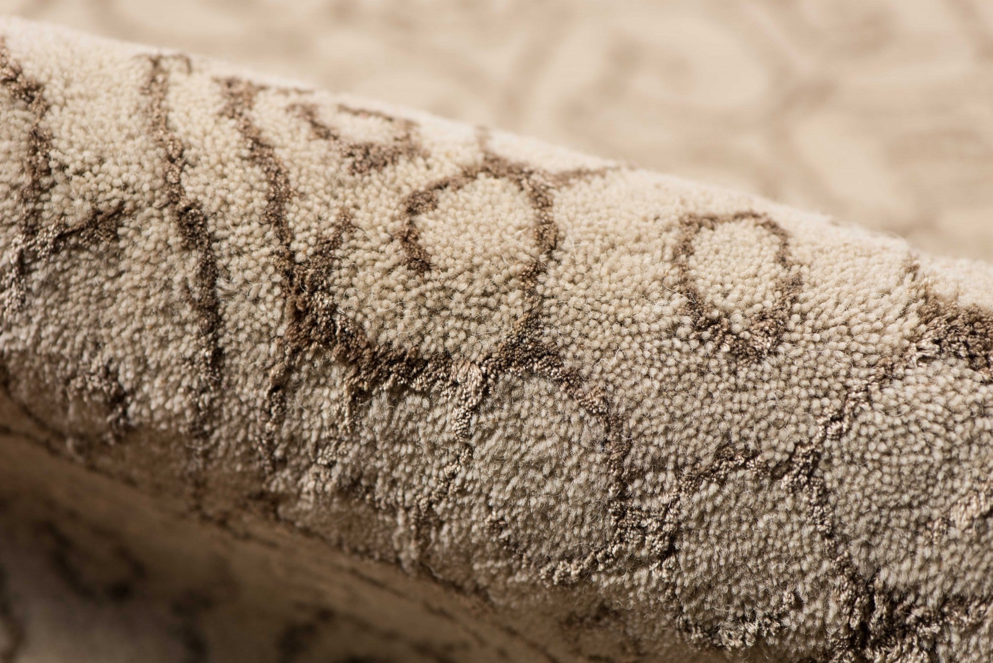 8" X11" X 0.5" Beige  Wool Area Rug