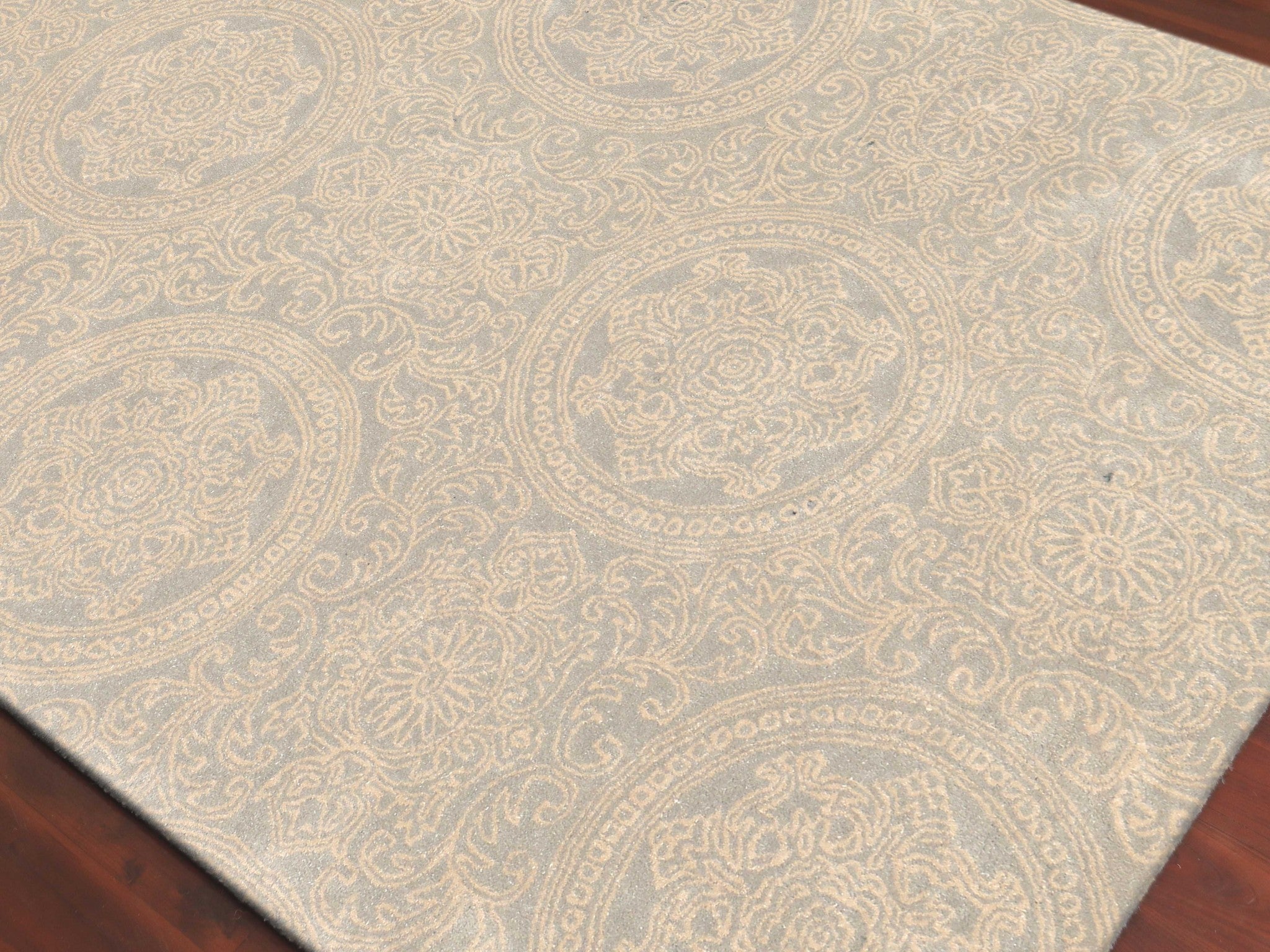 5" X8" X 0.5" Beige  Wool Area Rug