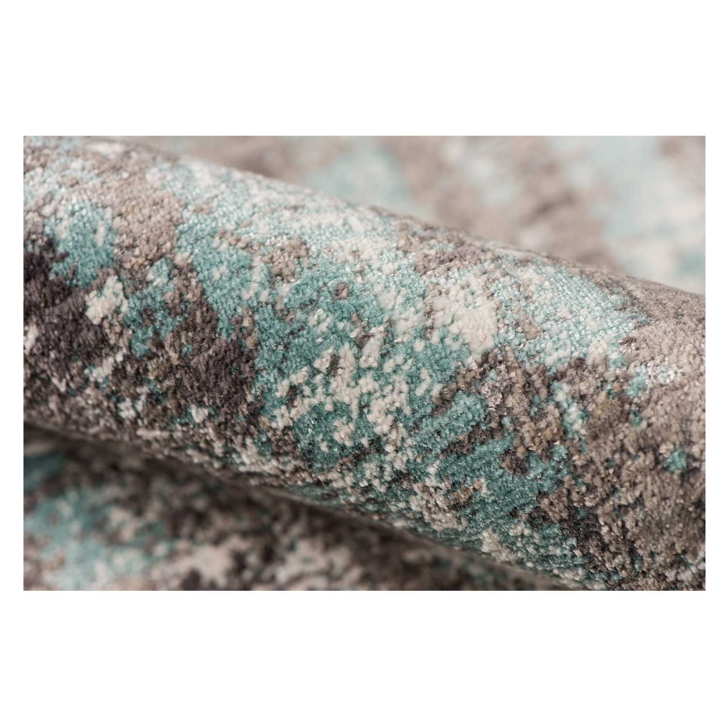 3.93" X5.57" X 0.38" Gray  Polyester Area Rug