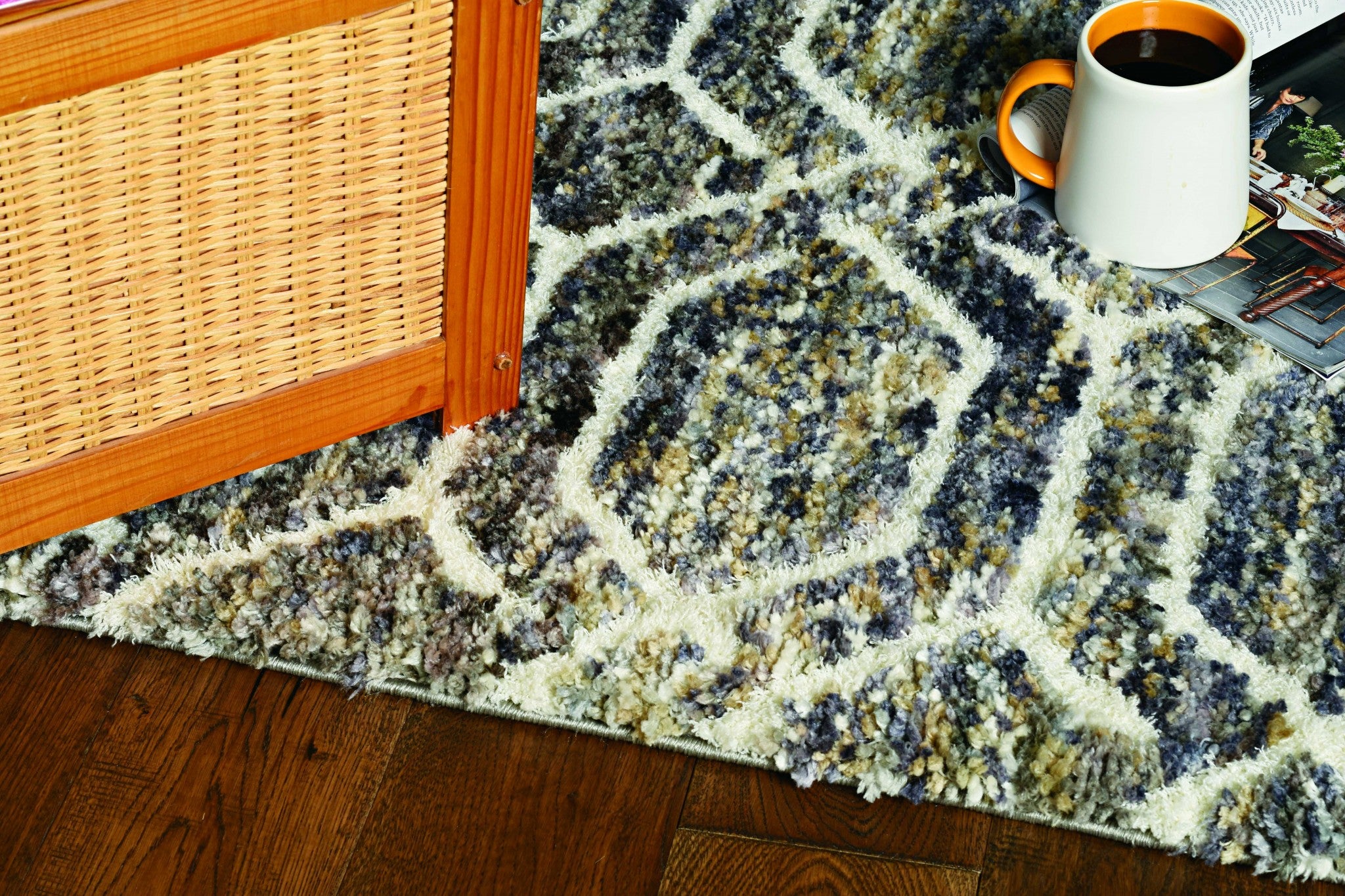 105" X 156" X 1" Grey Polyester Rug