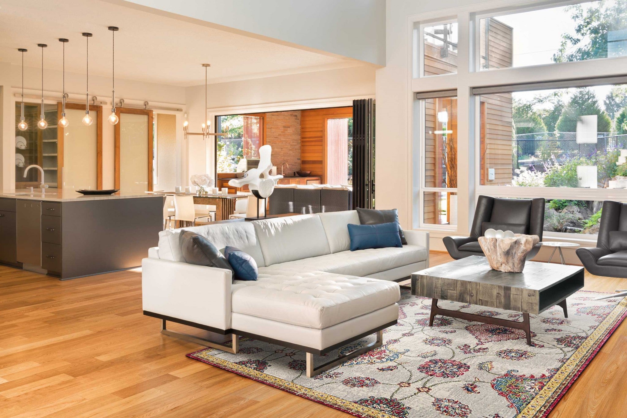 94" X 134" Turquoise Polypropylene Rug