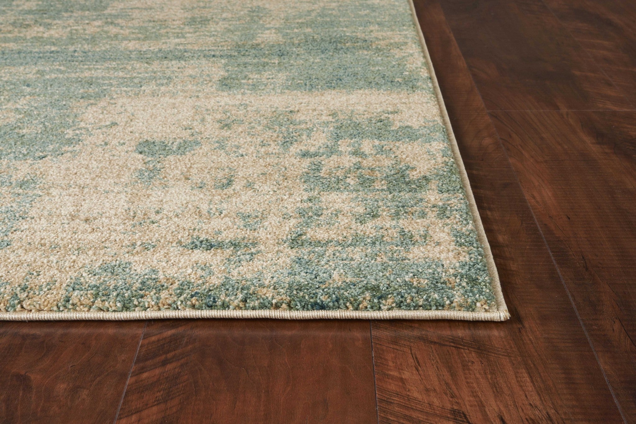 31" X 96" Seafoam Polypropylene Rug