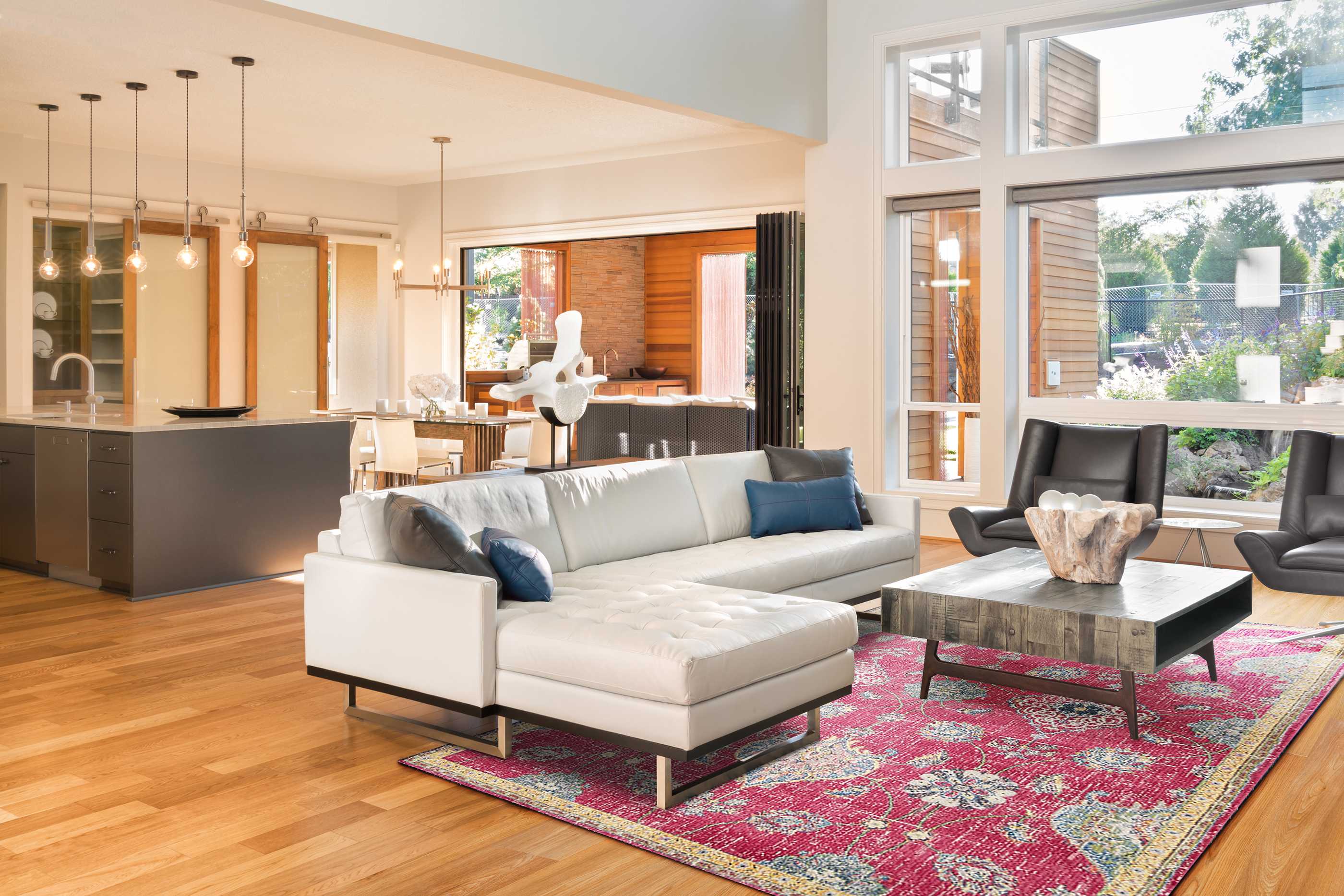 94" X 134" Pink Polypropylene Rug