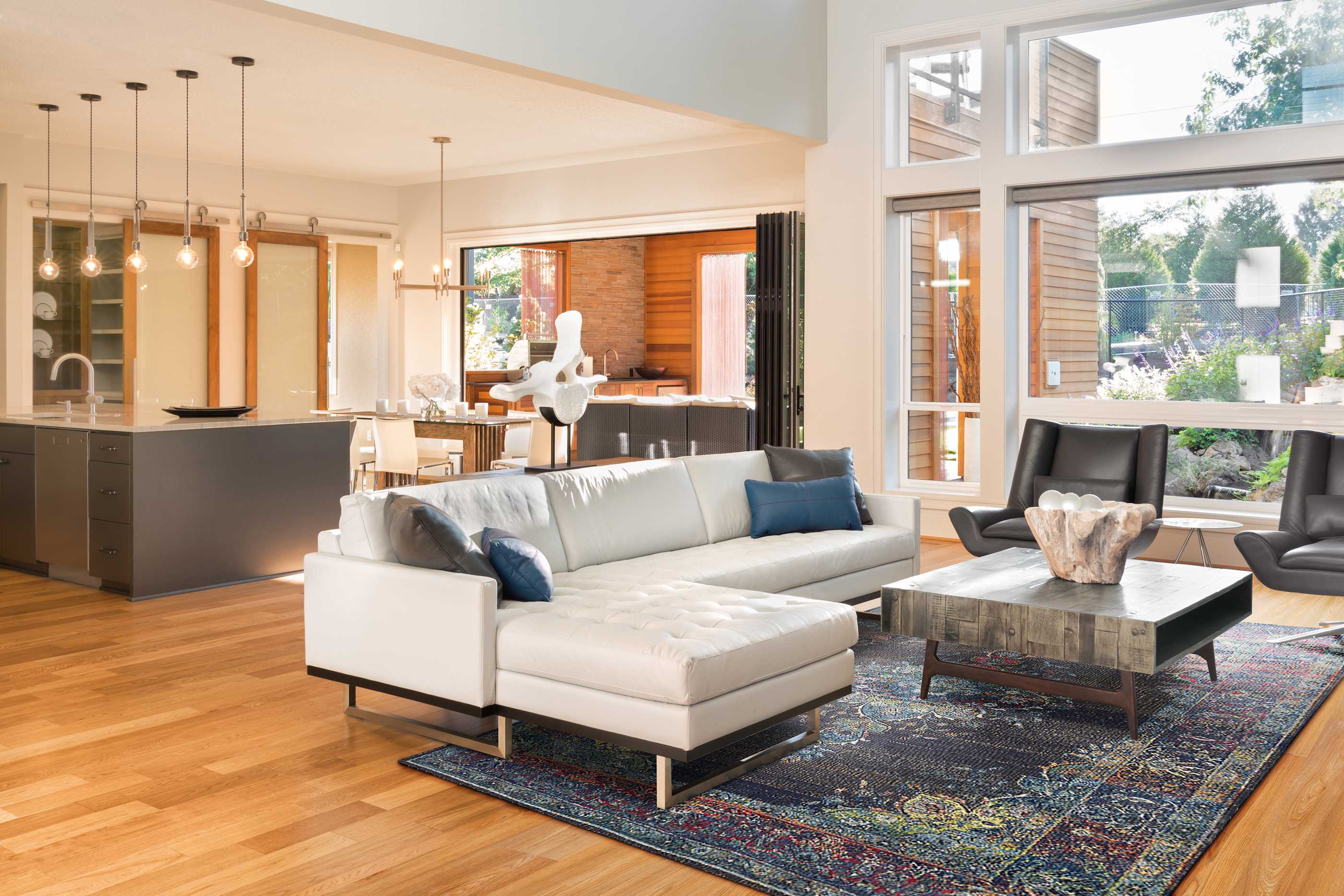 118" X 158" Charcoal Polypropelene Rug